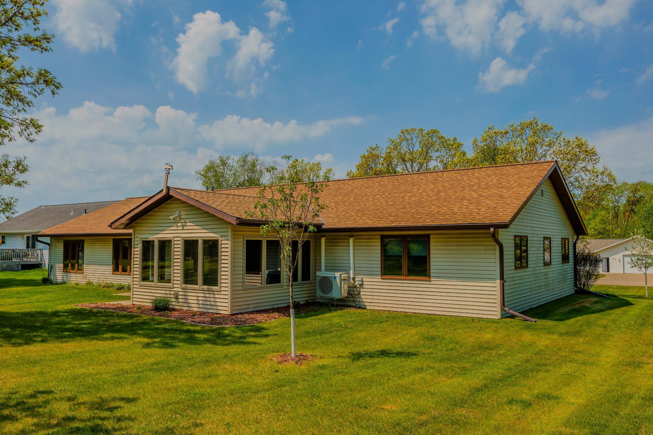 706 Forest View Avenue Property Photo 3