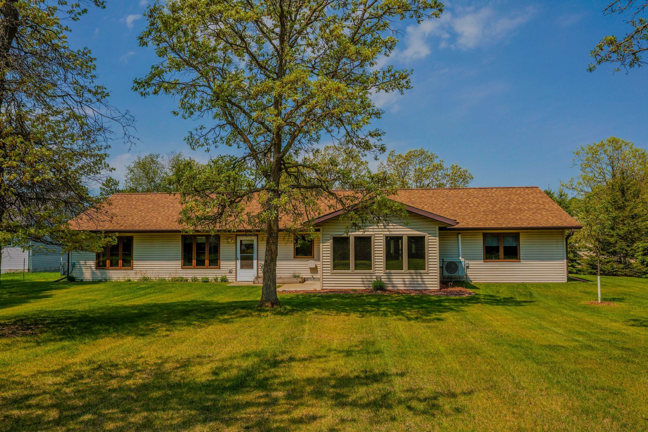 706 Forest View Avenue Property Photo 4