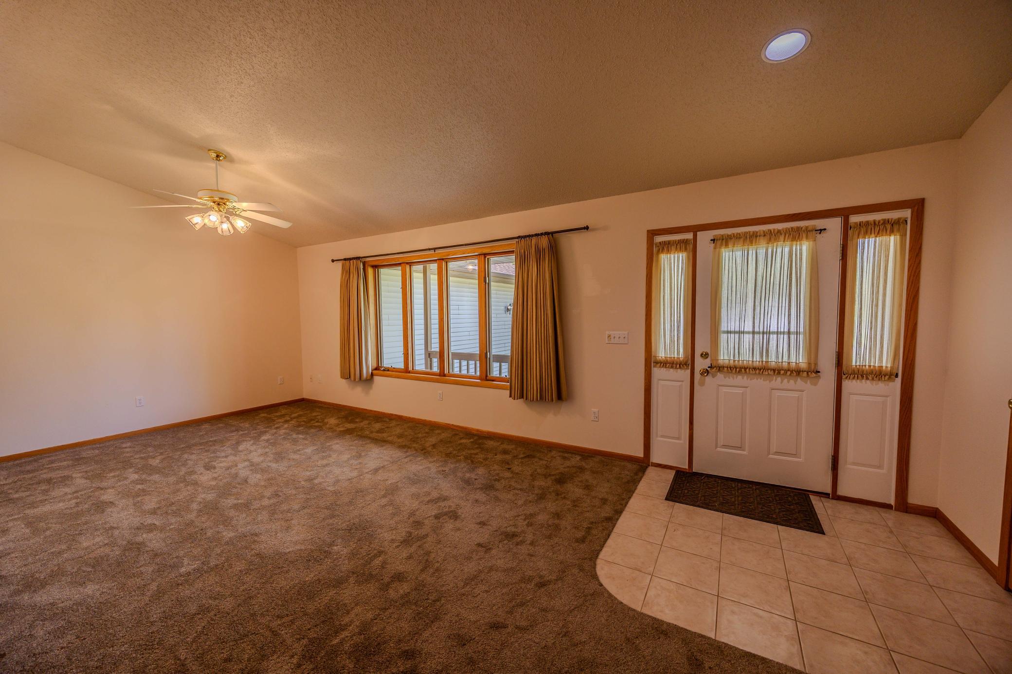 706 Forest View Avenue Property Photo 6