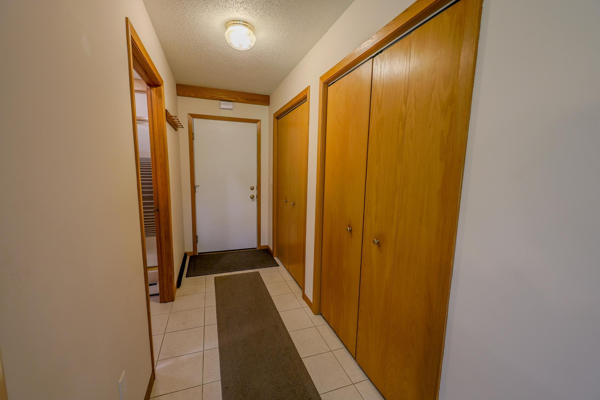 706 Forest View Avenue Property Photo 8