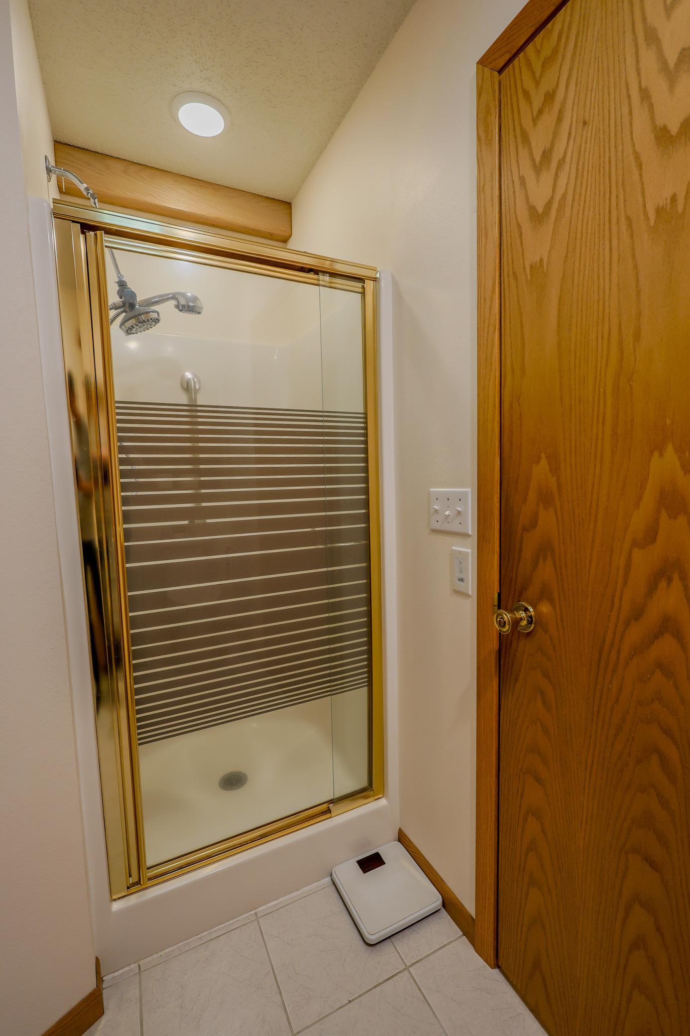 706 Forest View Avenue Property Photo 12