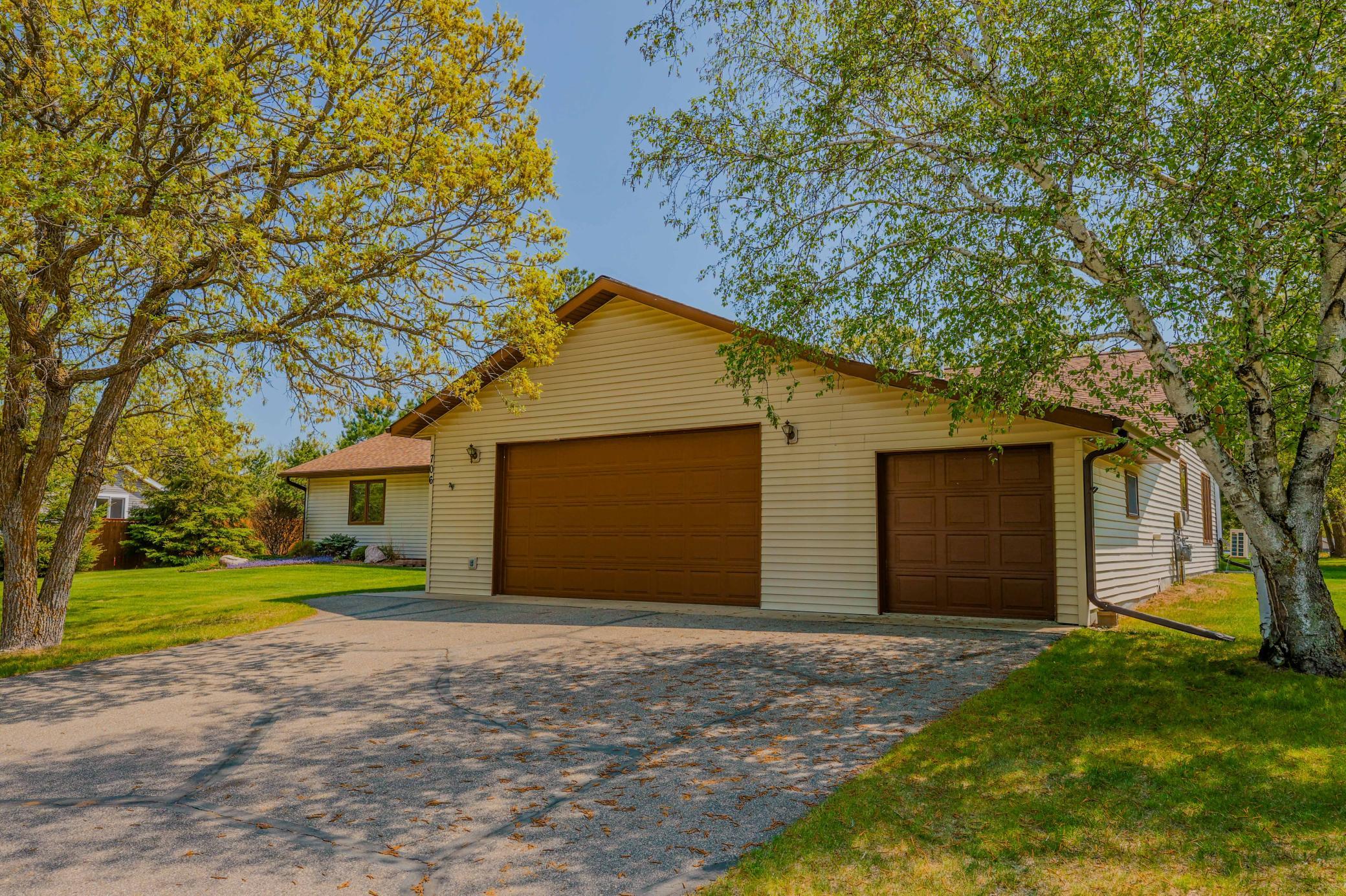 706 Forest View Avenue Property Photo 18
