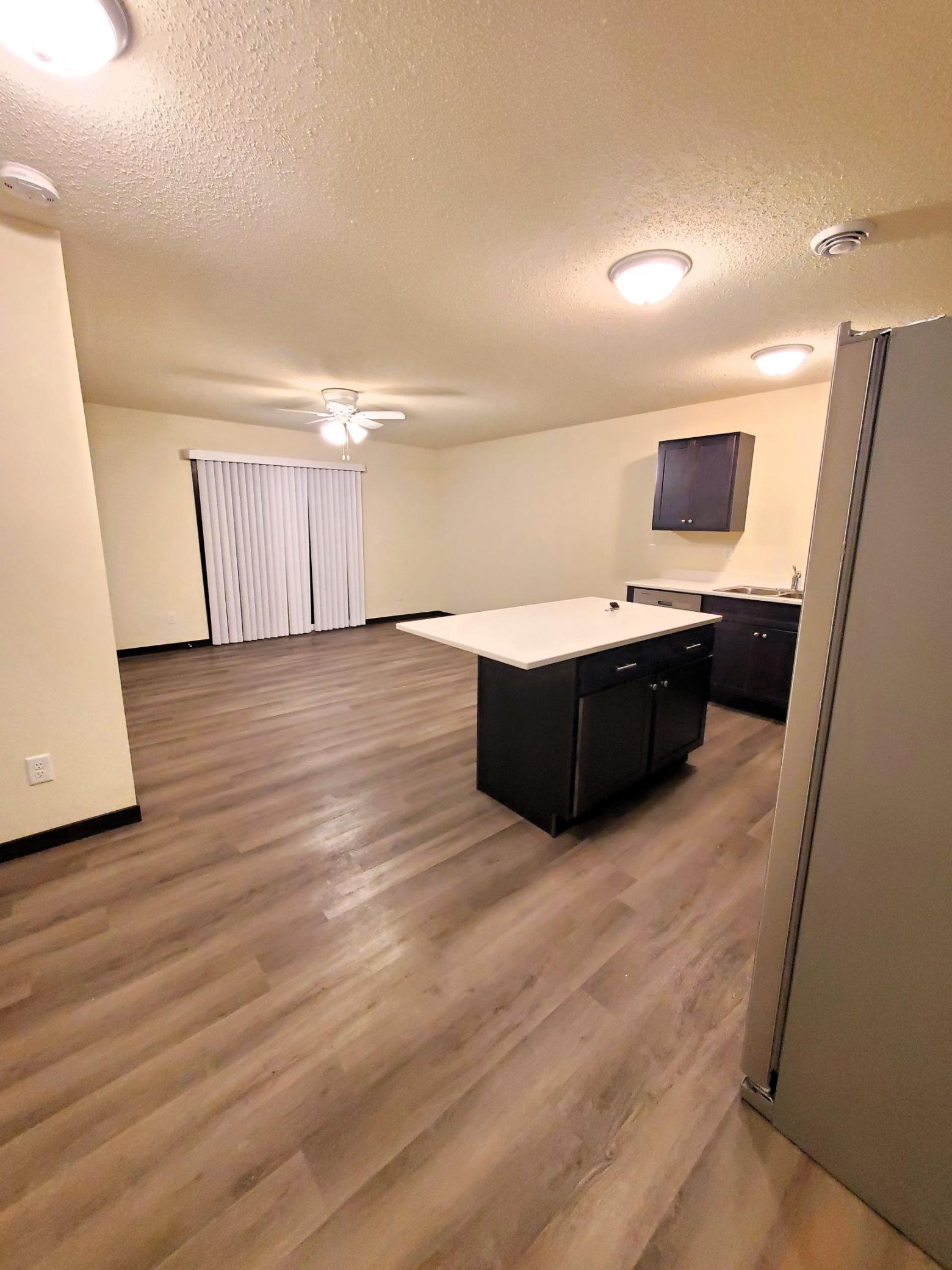 303 S Wasson Lane #c Property Photo 4