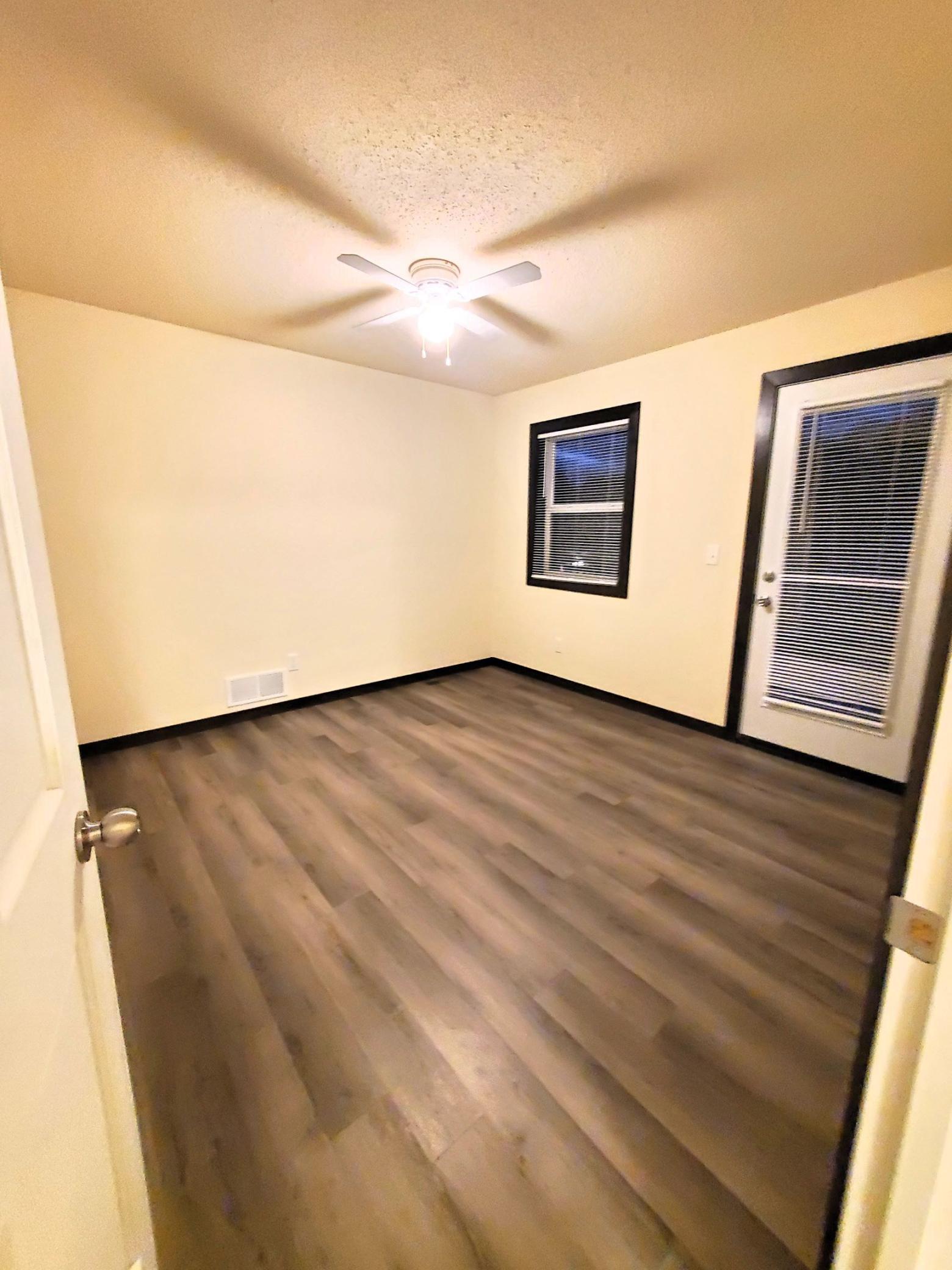 303 S Wasson Lane #c Property Photo 10