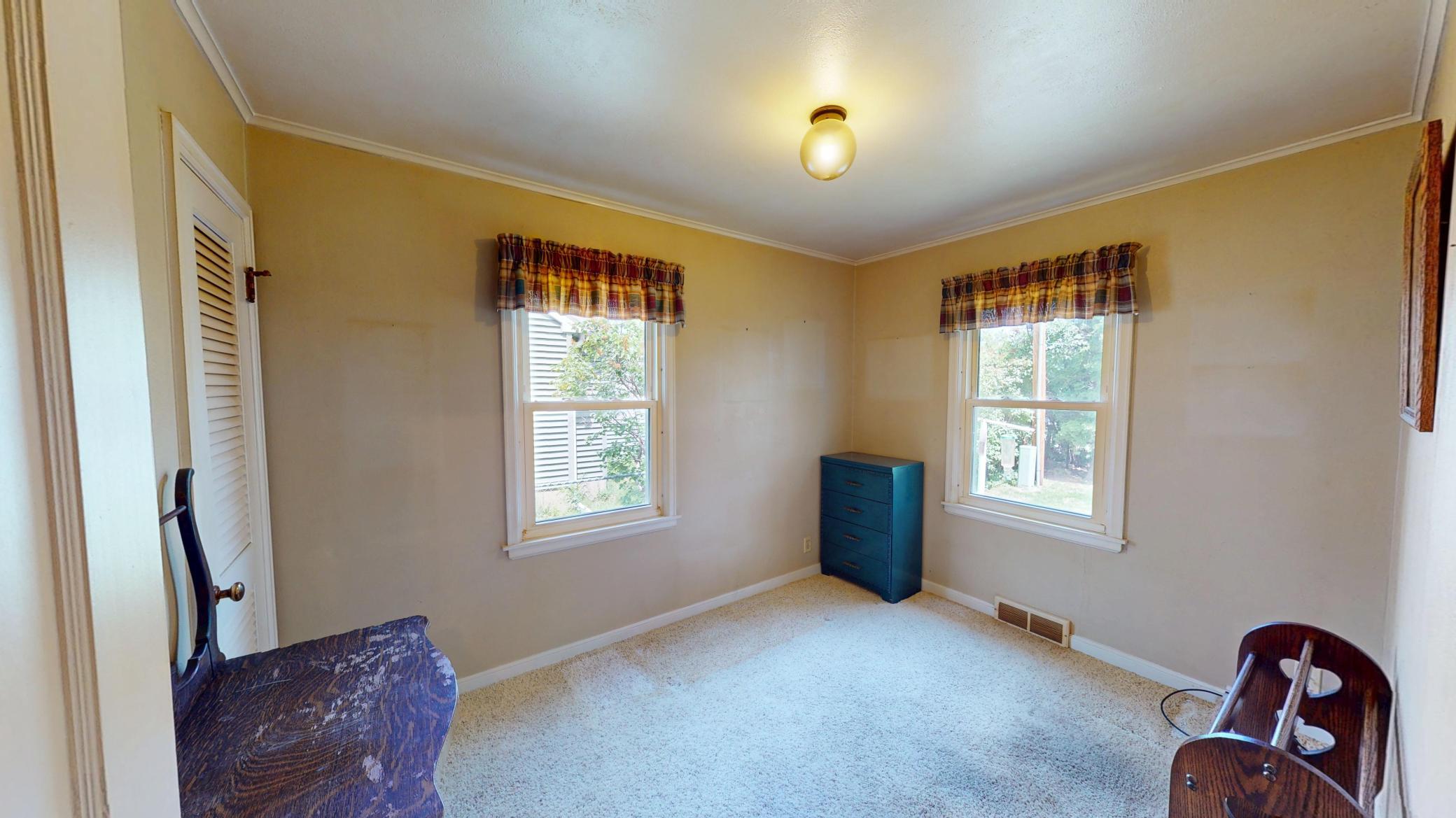 904 Clausen Avenue Property Photo 17