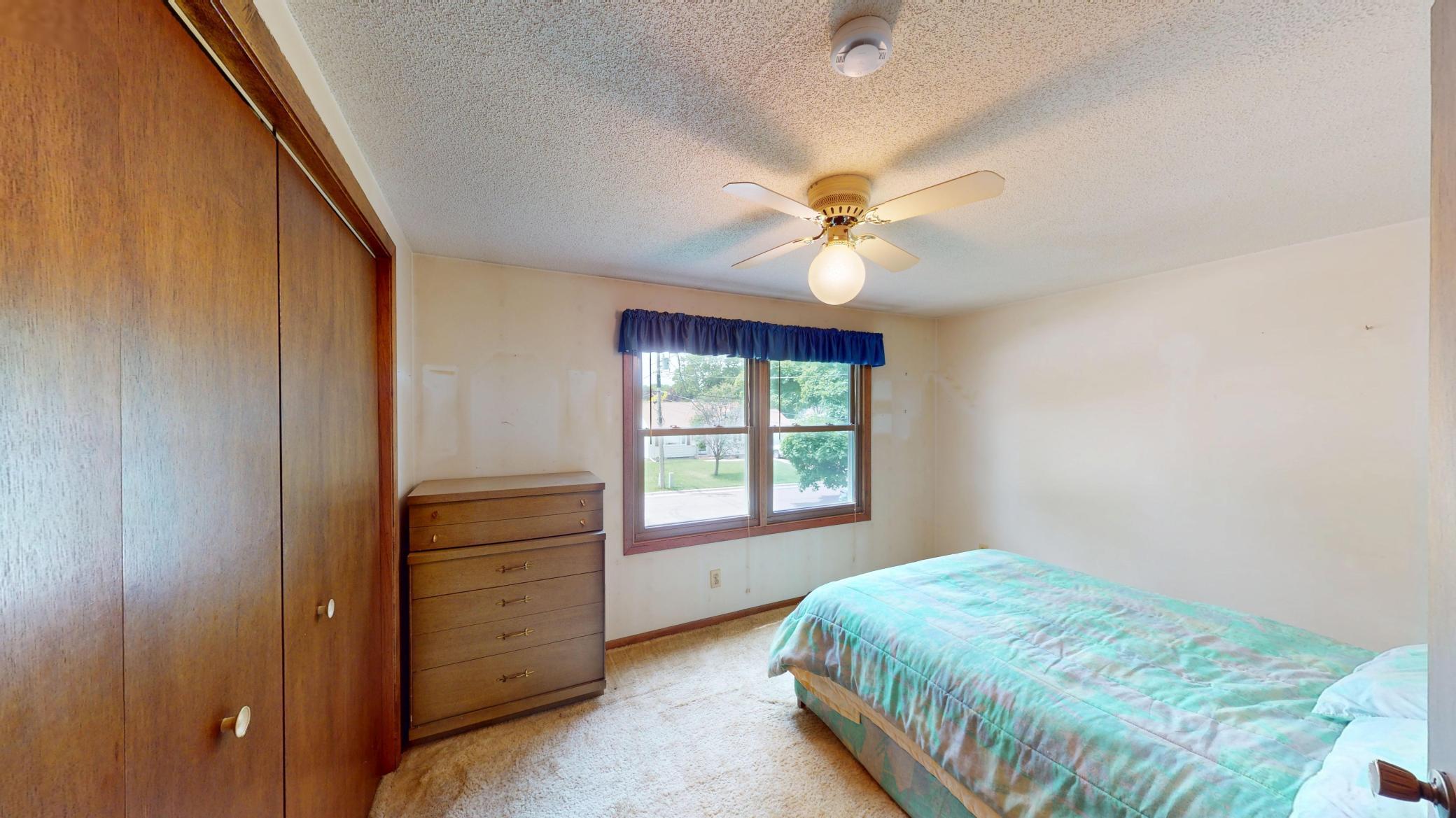 904 Clausen Avenue Property Photo 24