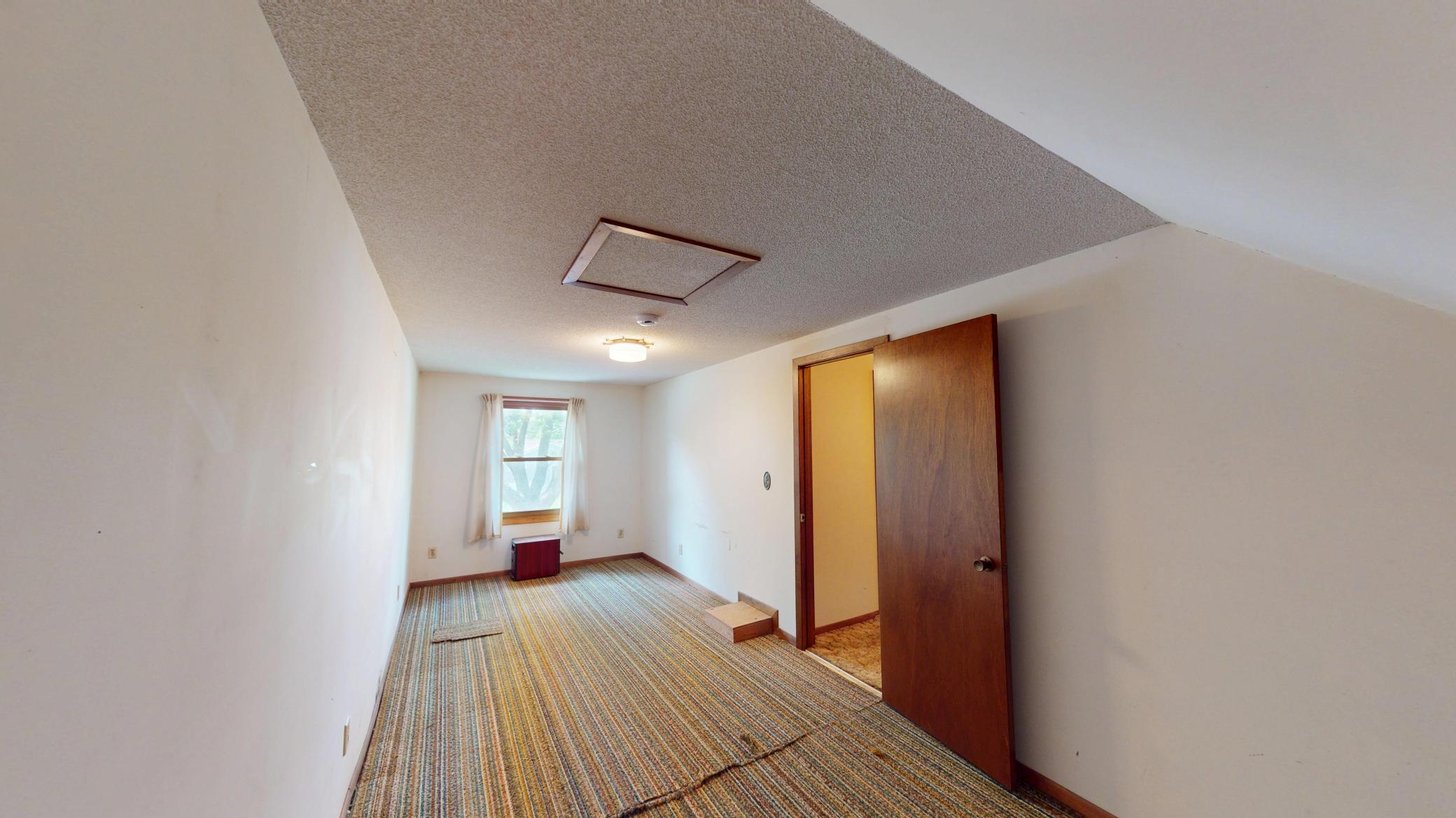 904 Clausen Avenue Property Photo 27