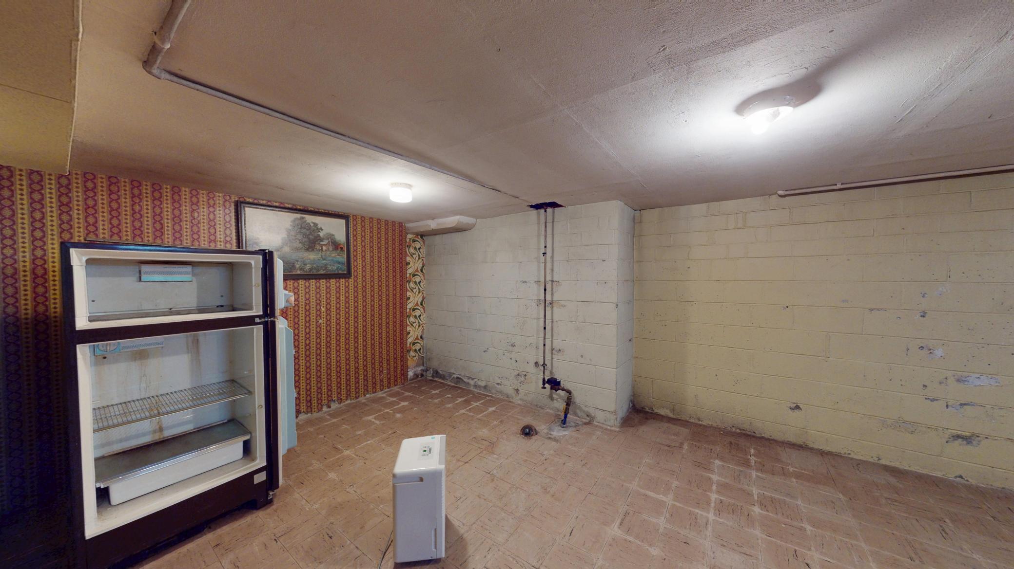 904 Clausen Avenue Property Photo 30