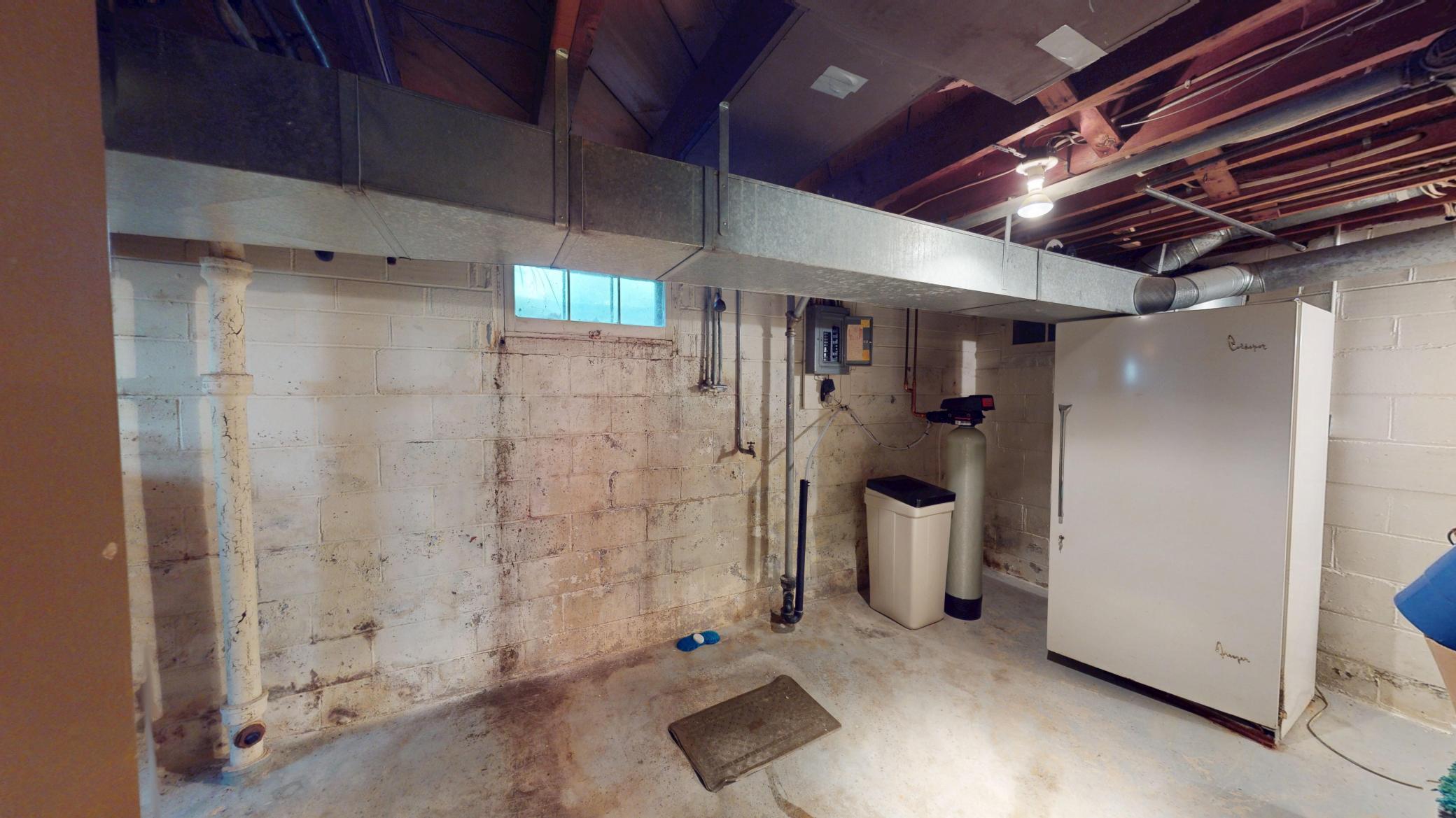 904 Clausen Avenue Property Photo 32