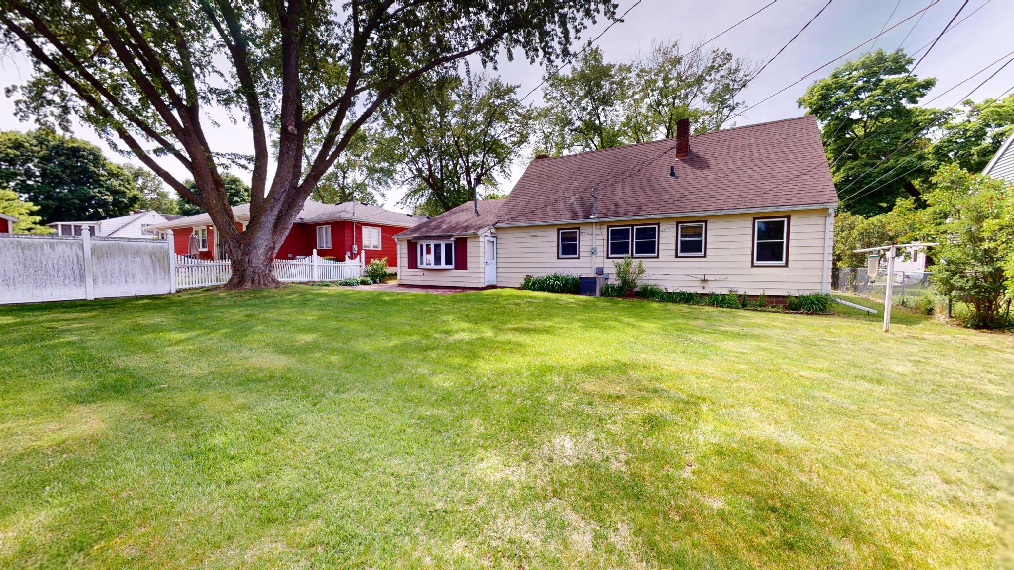 904 Clausen Avenue Property Photo 39