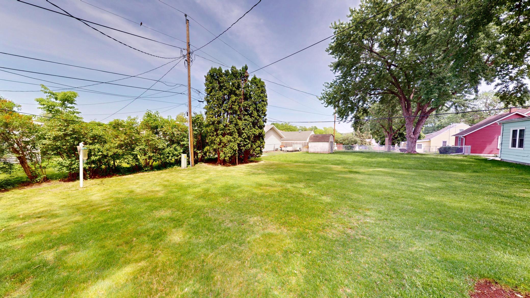904 Clausen Avenue Property Photo 40