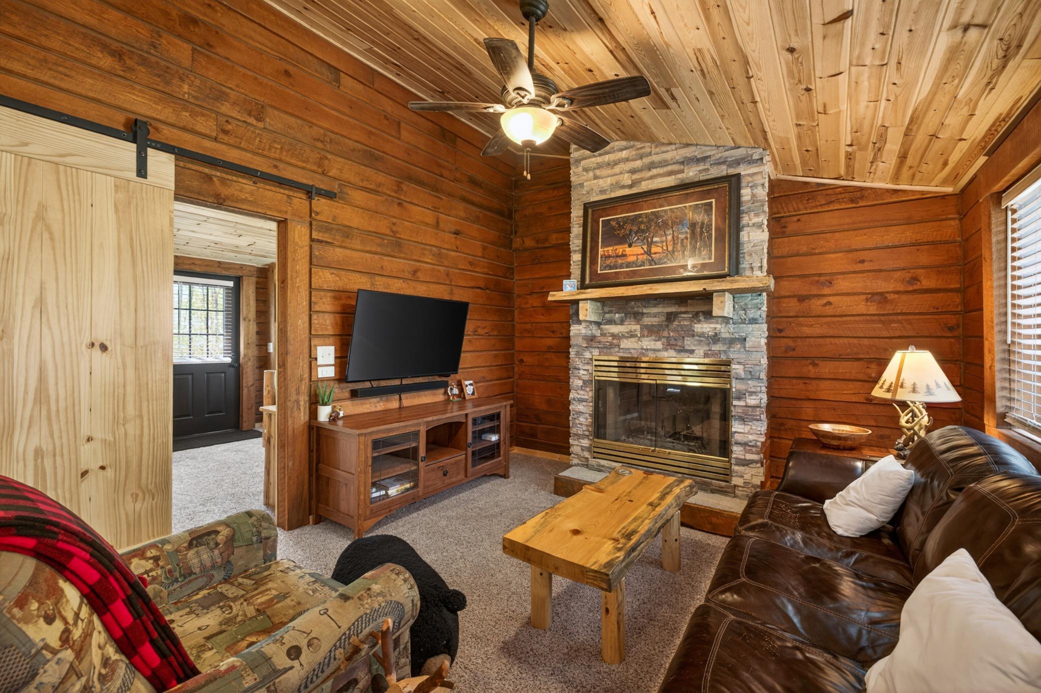 29297 Gateway Lane Property Photo 5