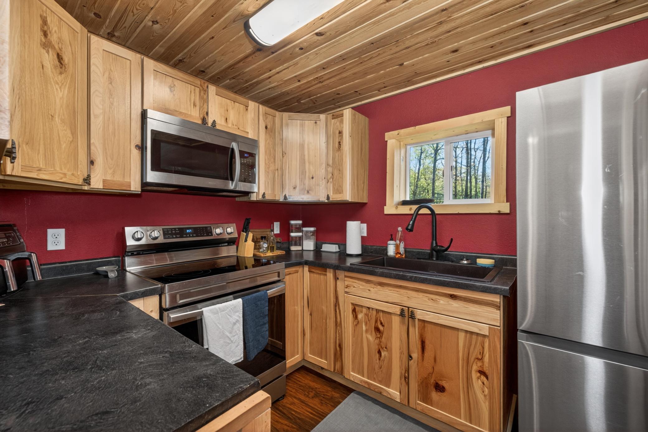 29297 Gateway Lane Property Photo 7