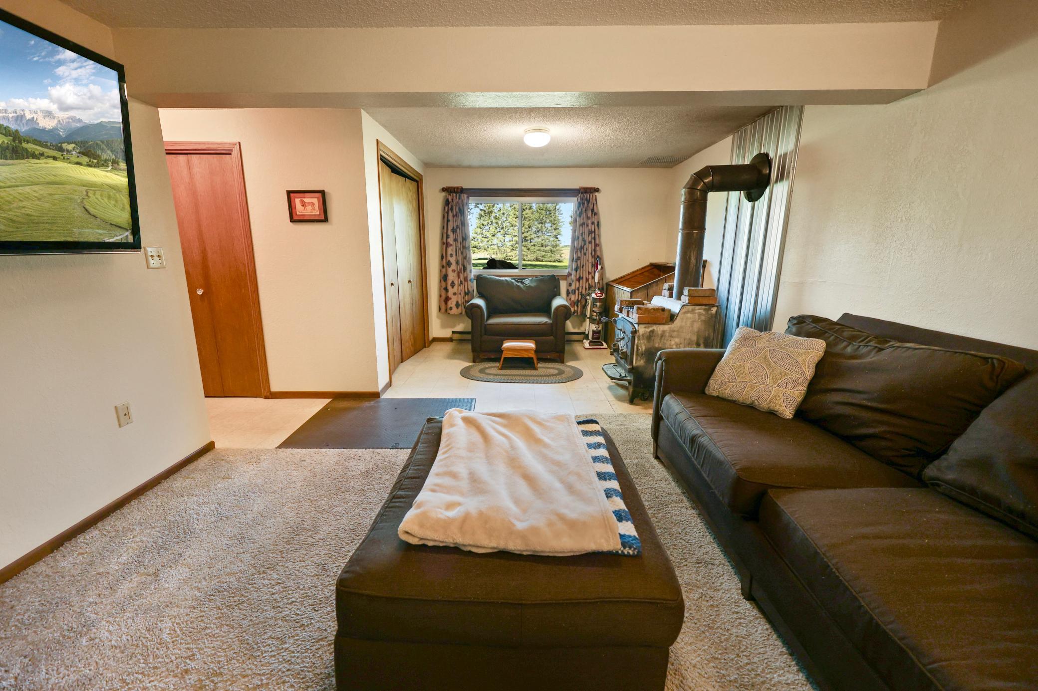 1546 Primrose Road Ne Property Photo 14