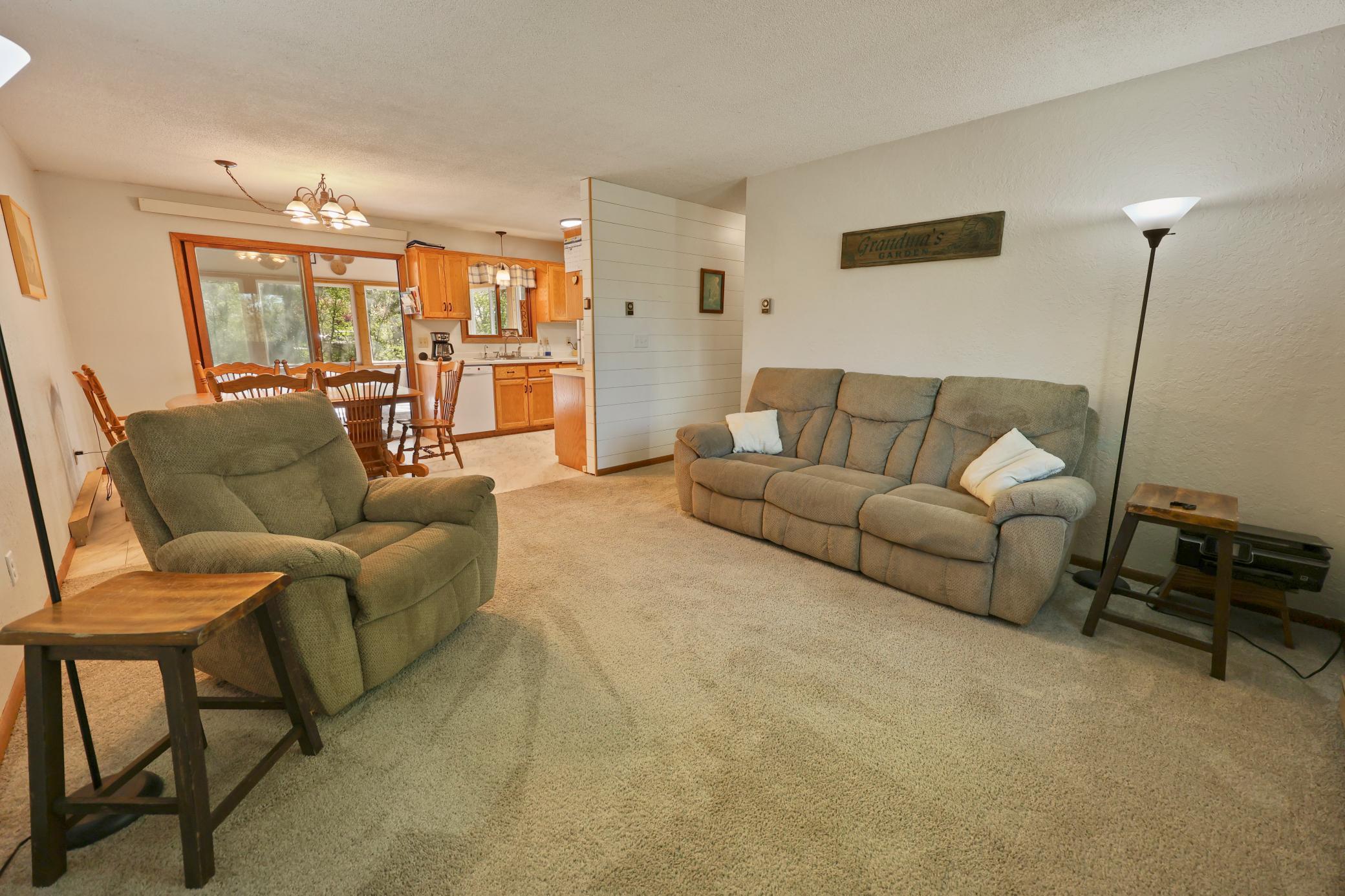 1546 Primrose Road Ne Property Photo 18
