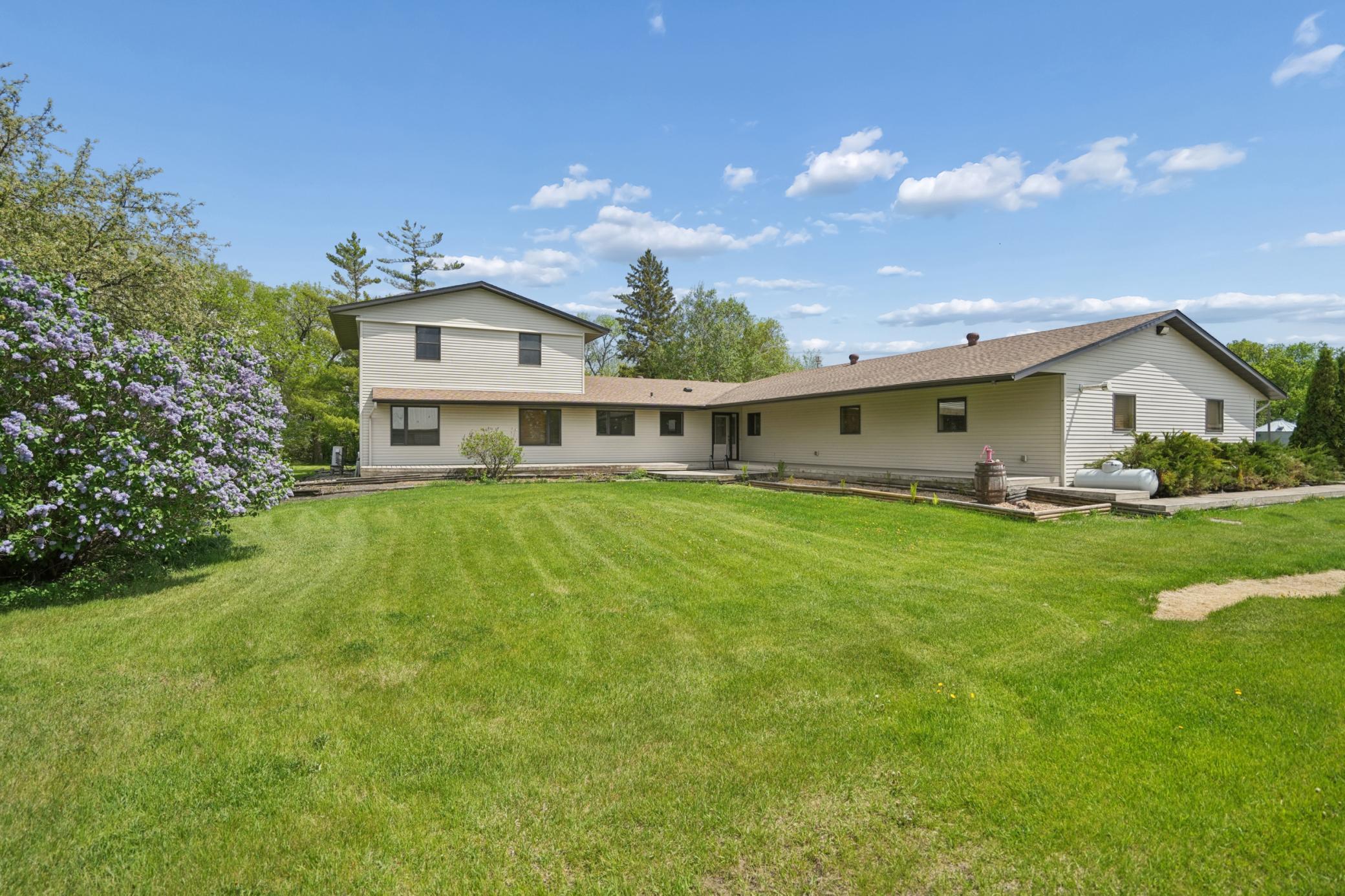 5641 170th Avenue N Property Photo 1