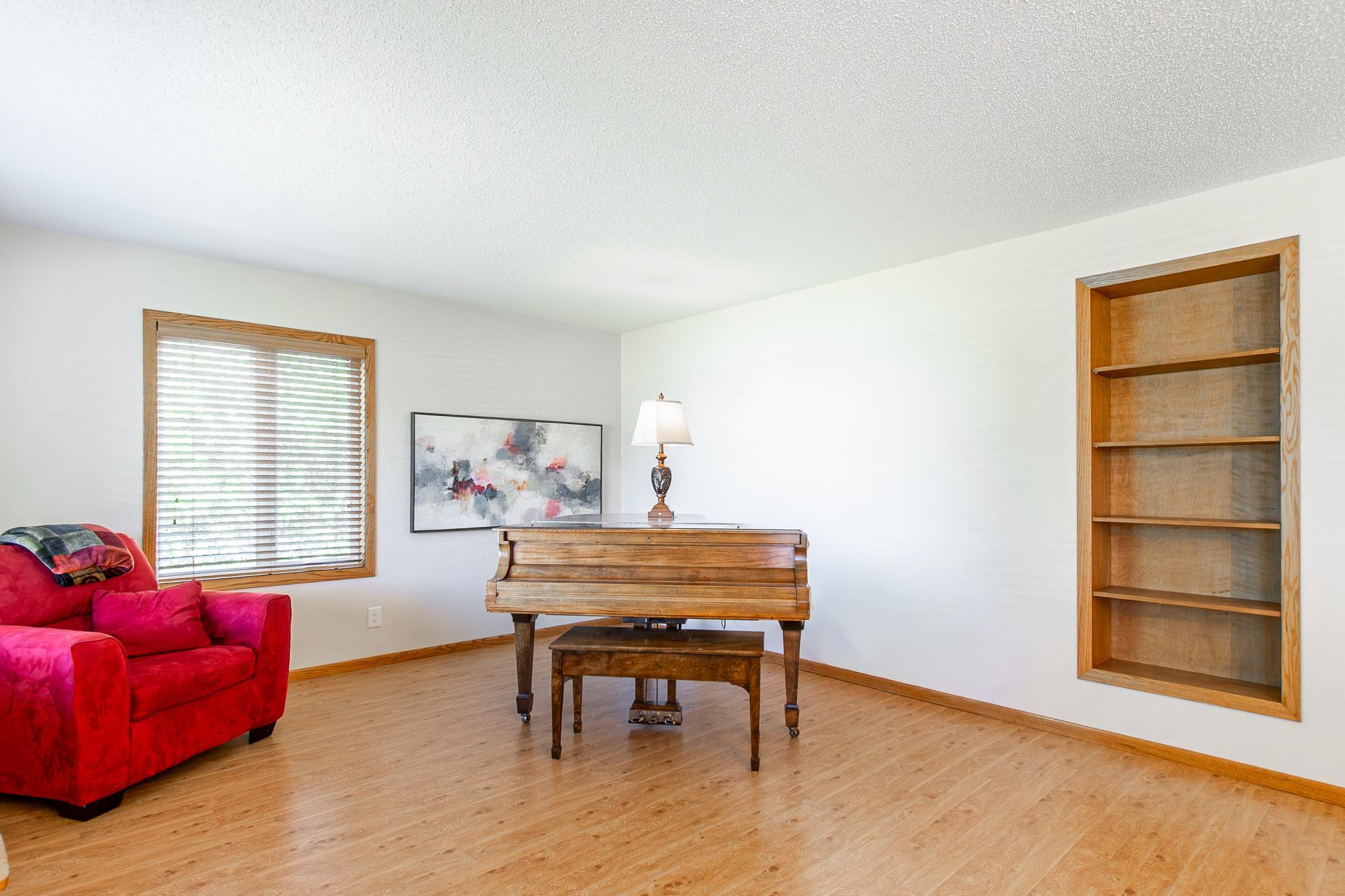 5641 170th Avenue N Property Photo 28