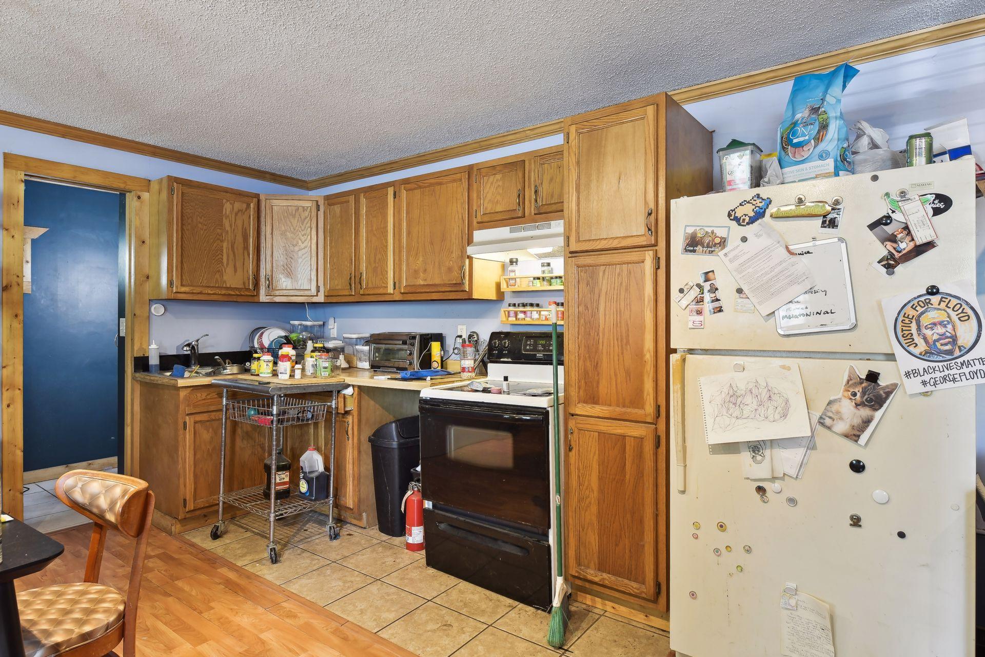 3241 Cedar Avenue S Property Photo 15