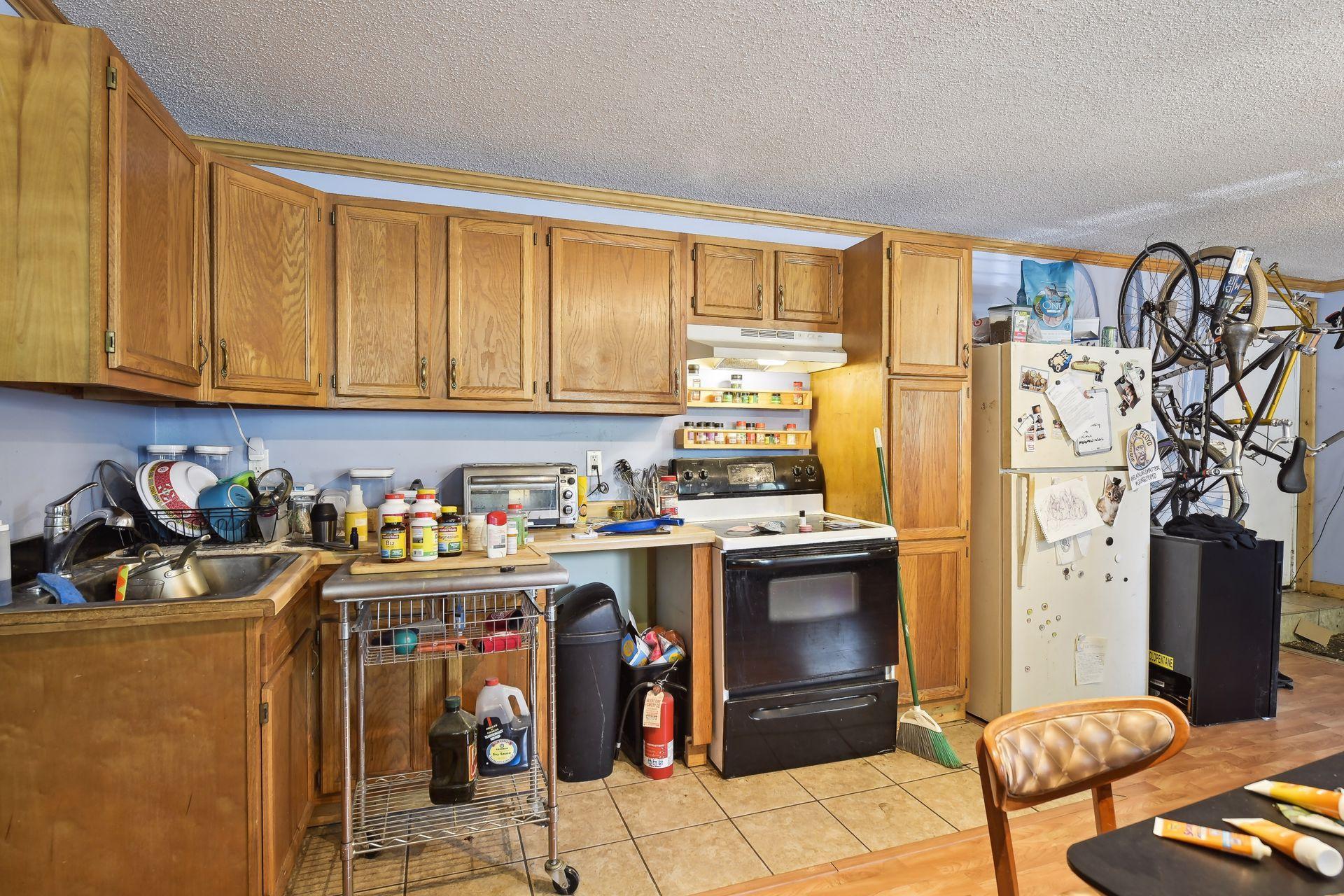 3241 Cedar Avenue S Property Photo 16