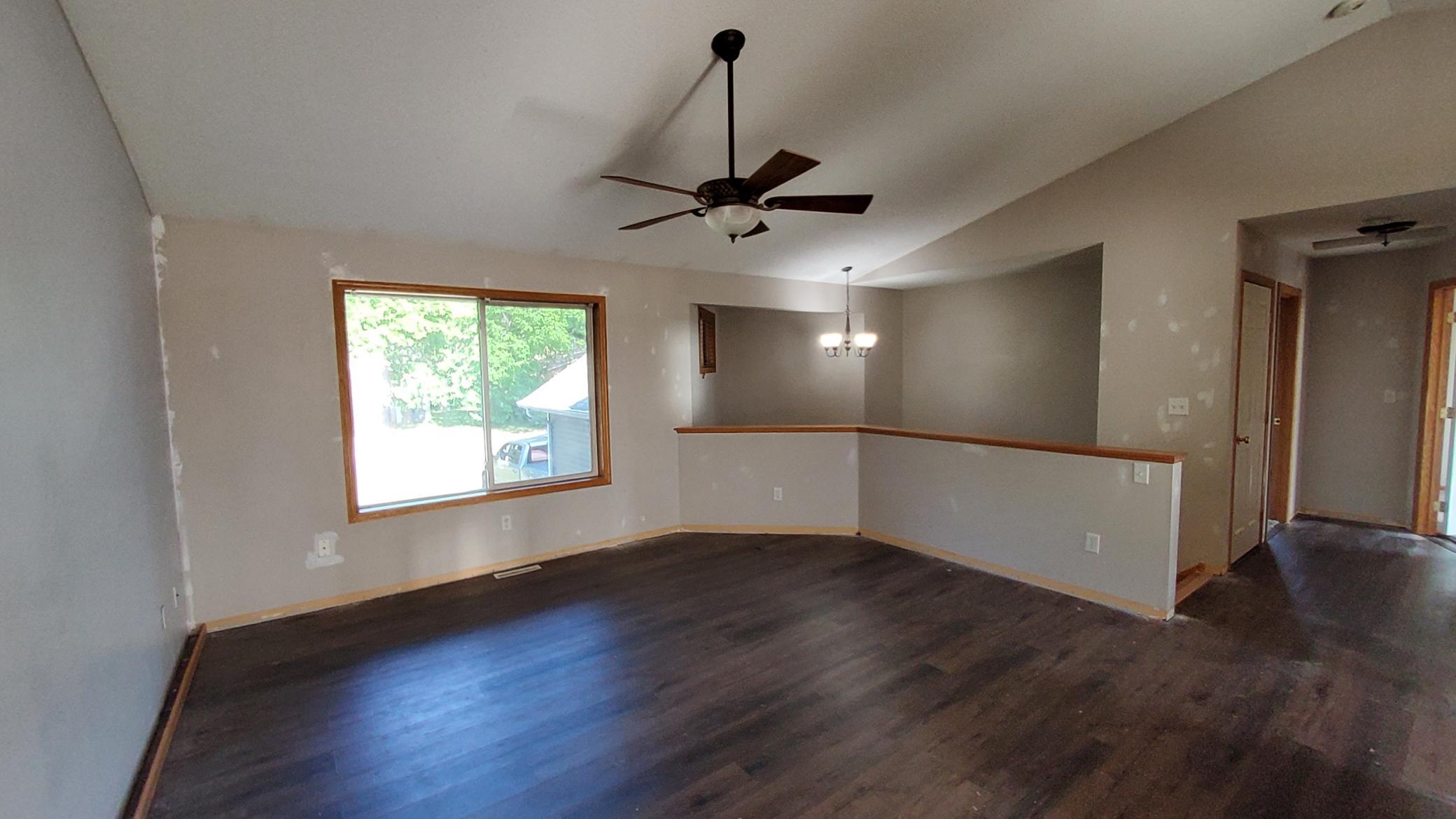 307 13th Avenue N Property Photo 10