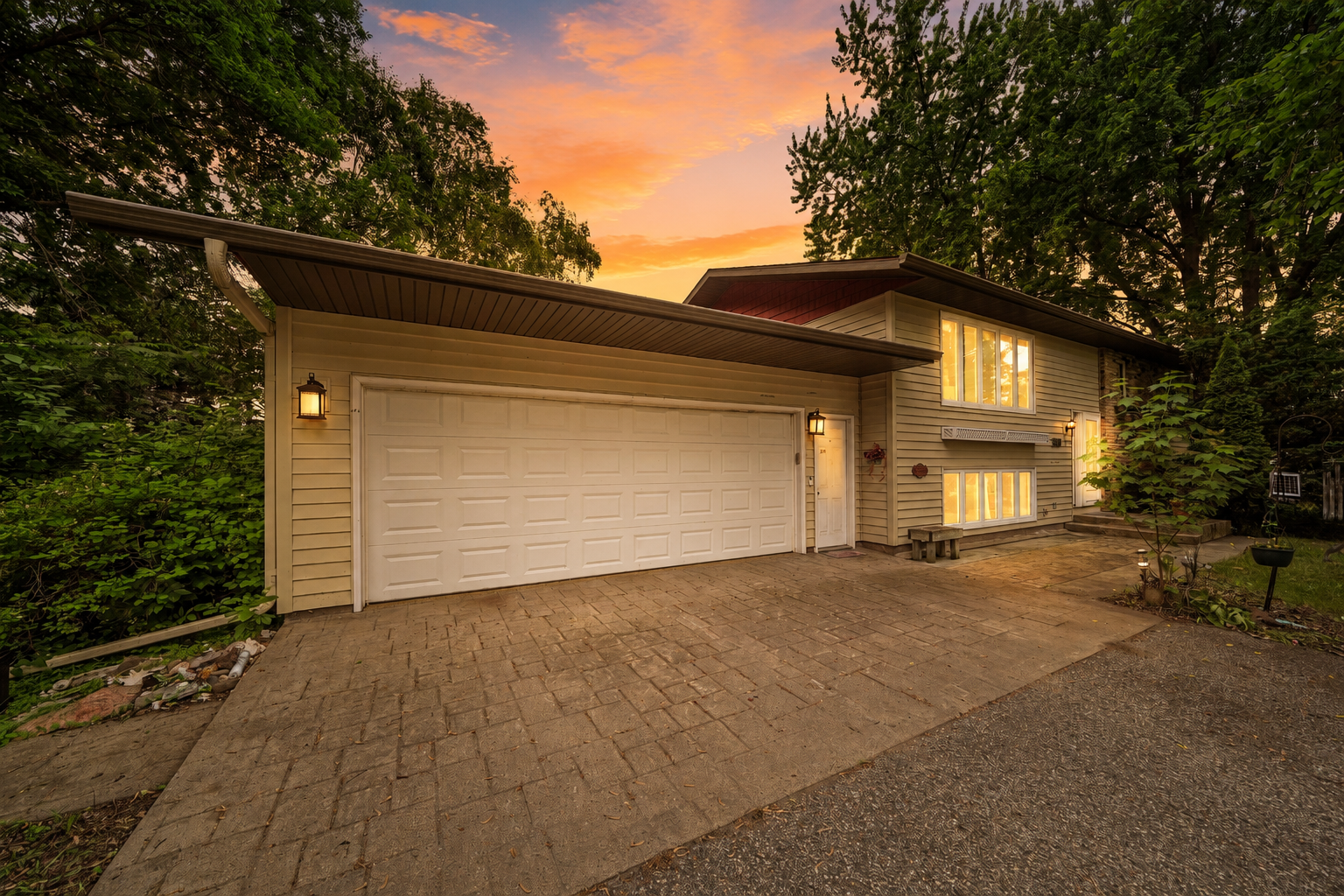 360 Sophia Avenue Property Photo 1