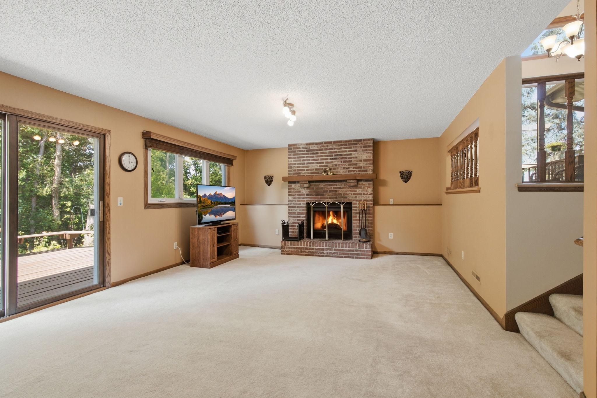 13036 Ottawa Drive Property Photo 9