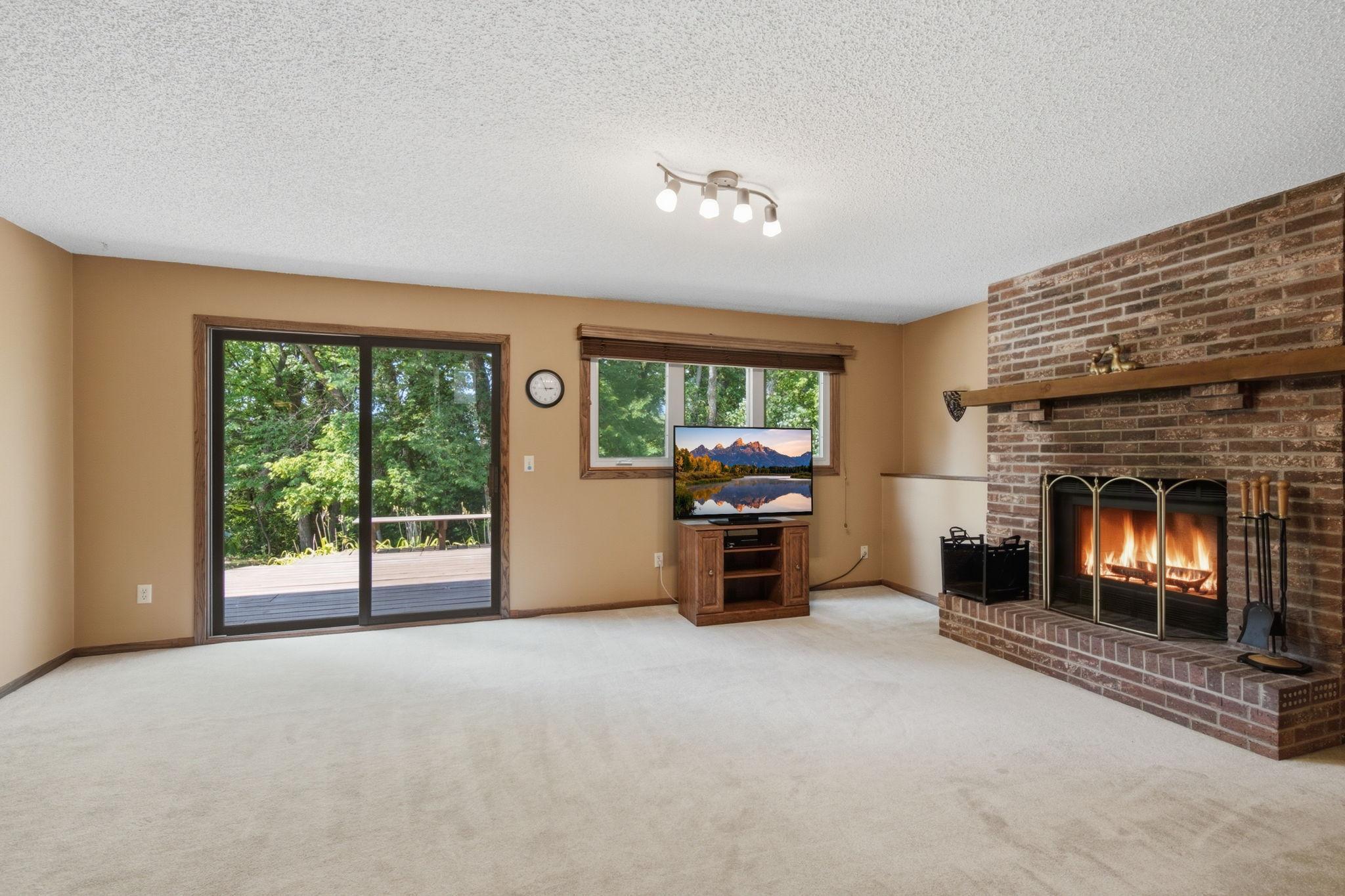 13036 Ottawa Drive Property Photo 10