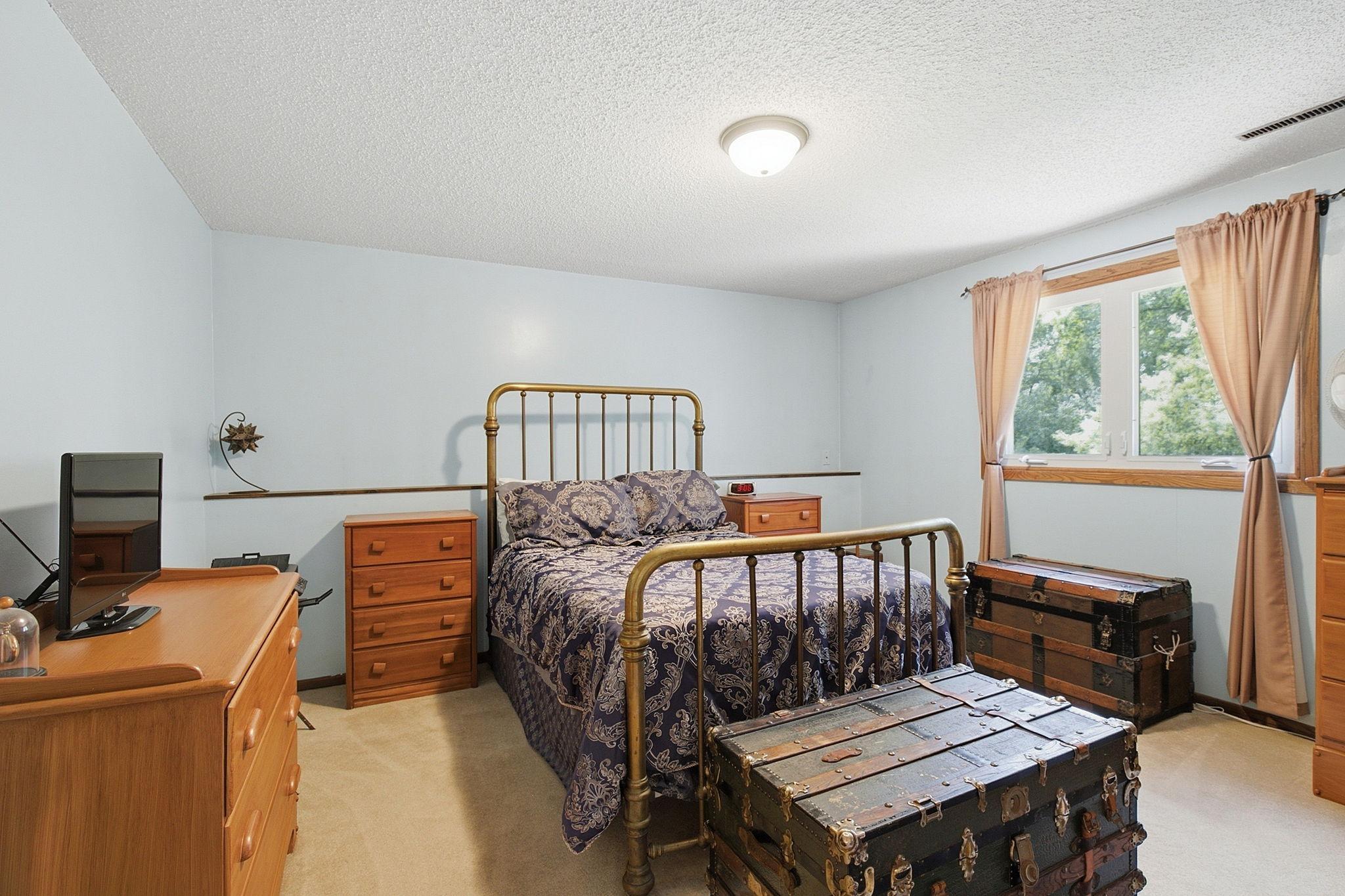 13036 Ottawa Drive Property Photo 16