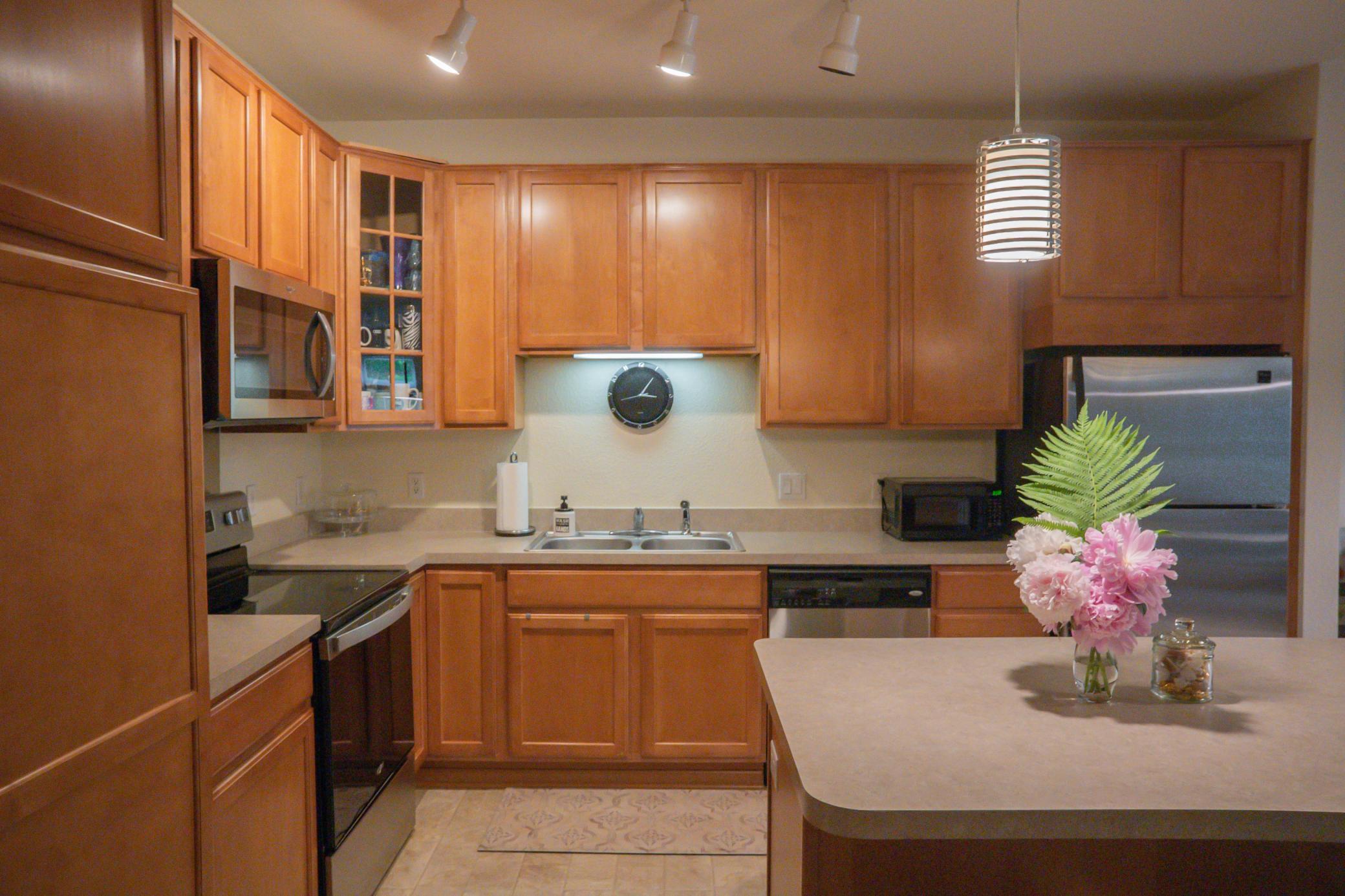 7100 Metro Boulevard 113 Property Photo 3