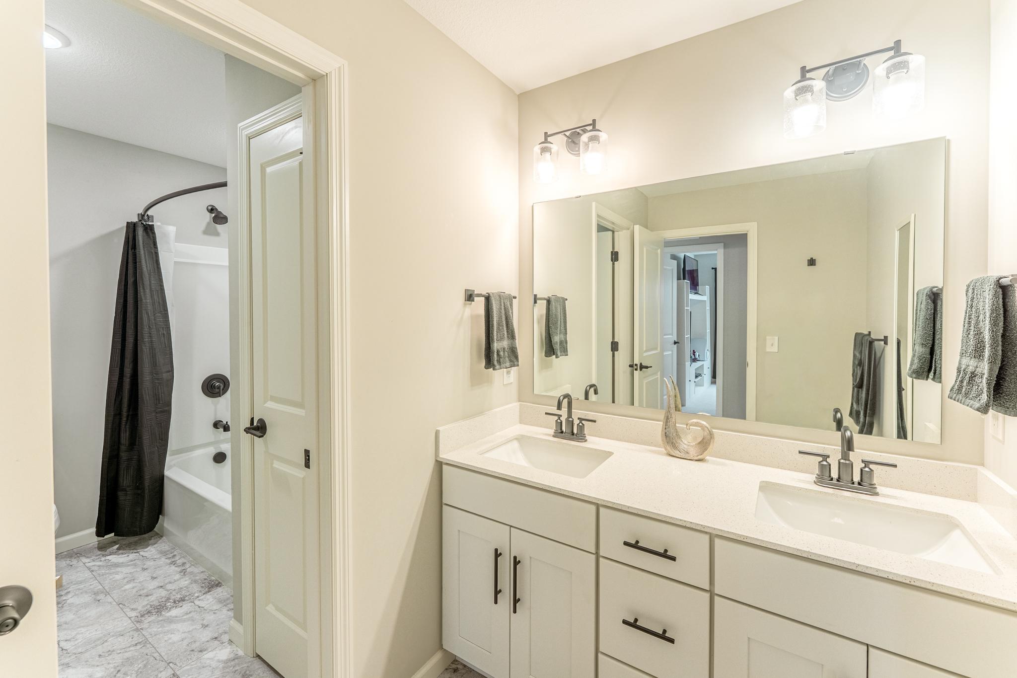 173 Junco Road N Property Photo 17