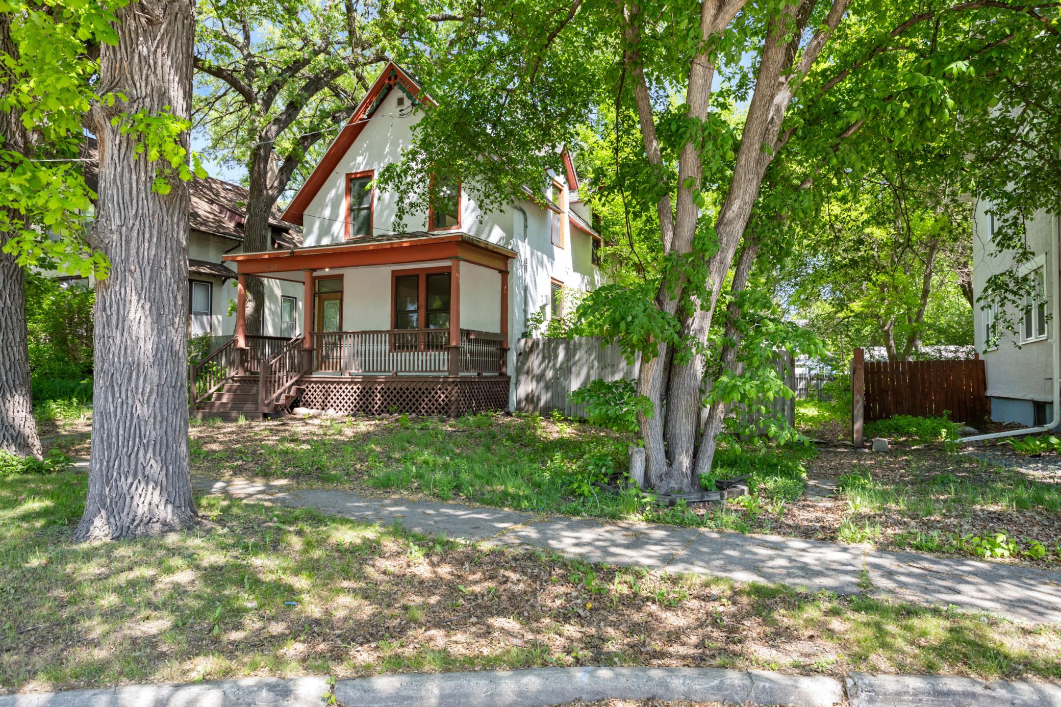 335 9th Avenue S Property Photo 3