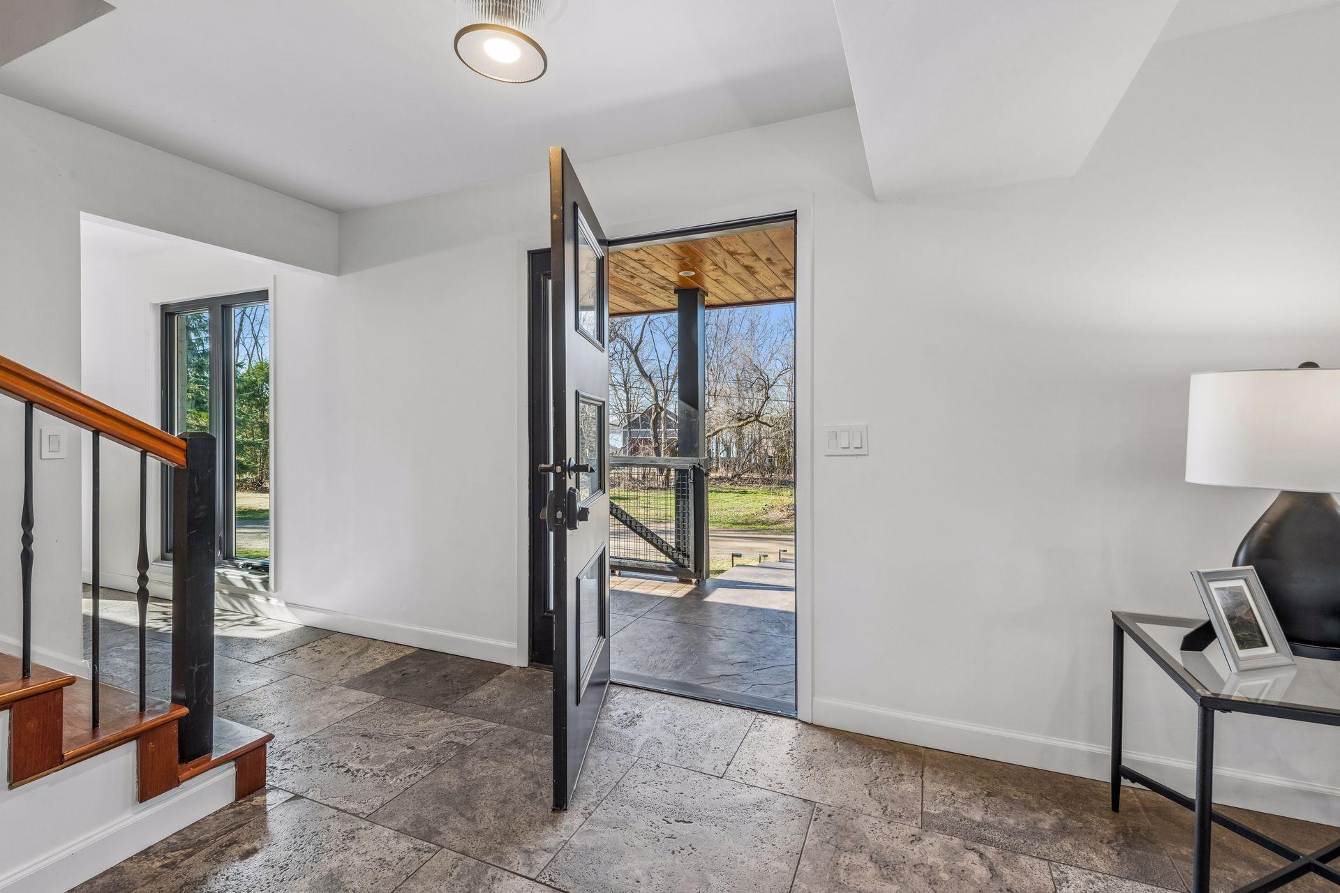 3159 Northview Road Property Photo 6