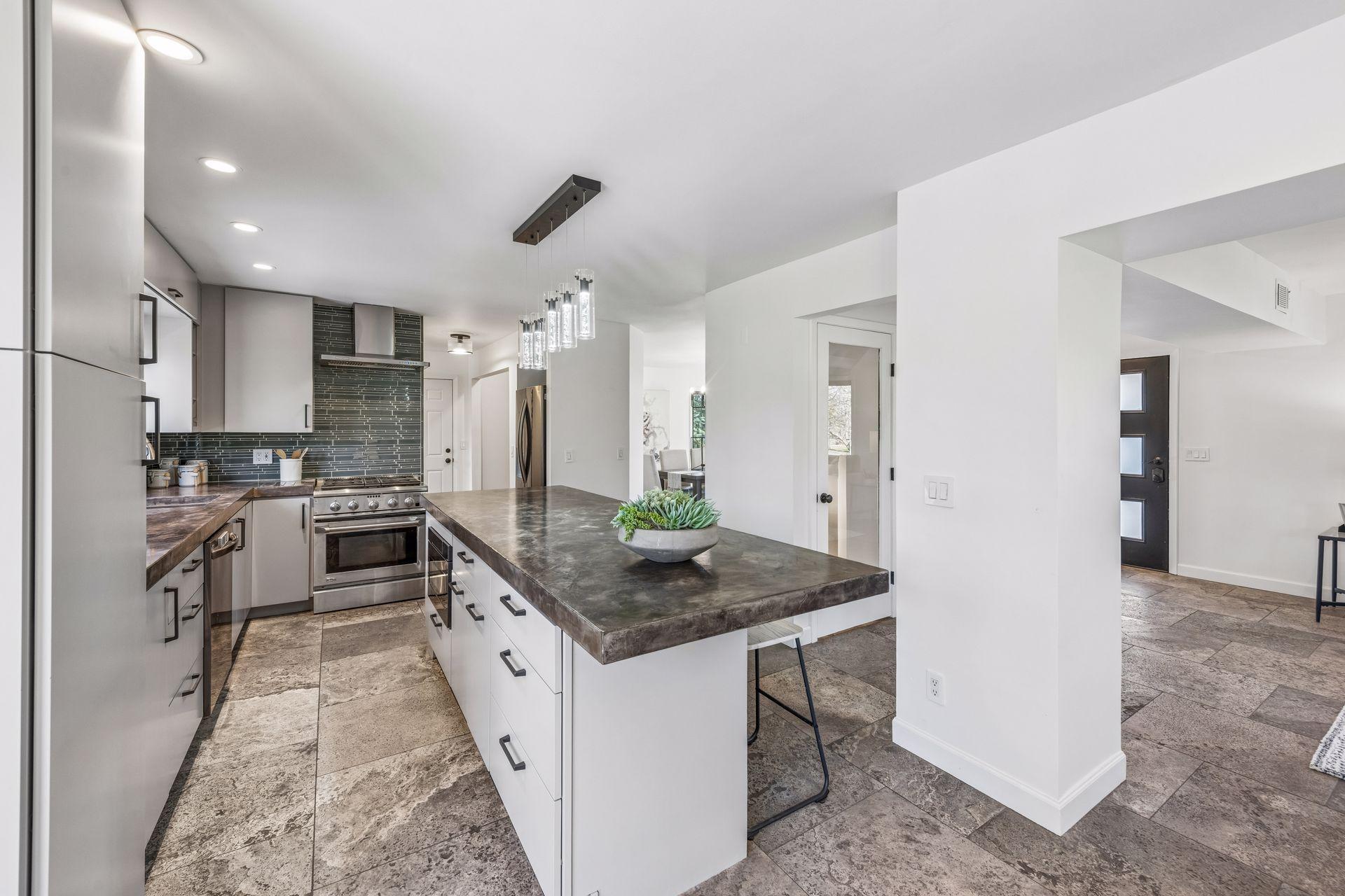 3159 Northview Road Property Photo 16