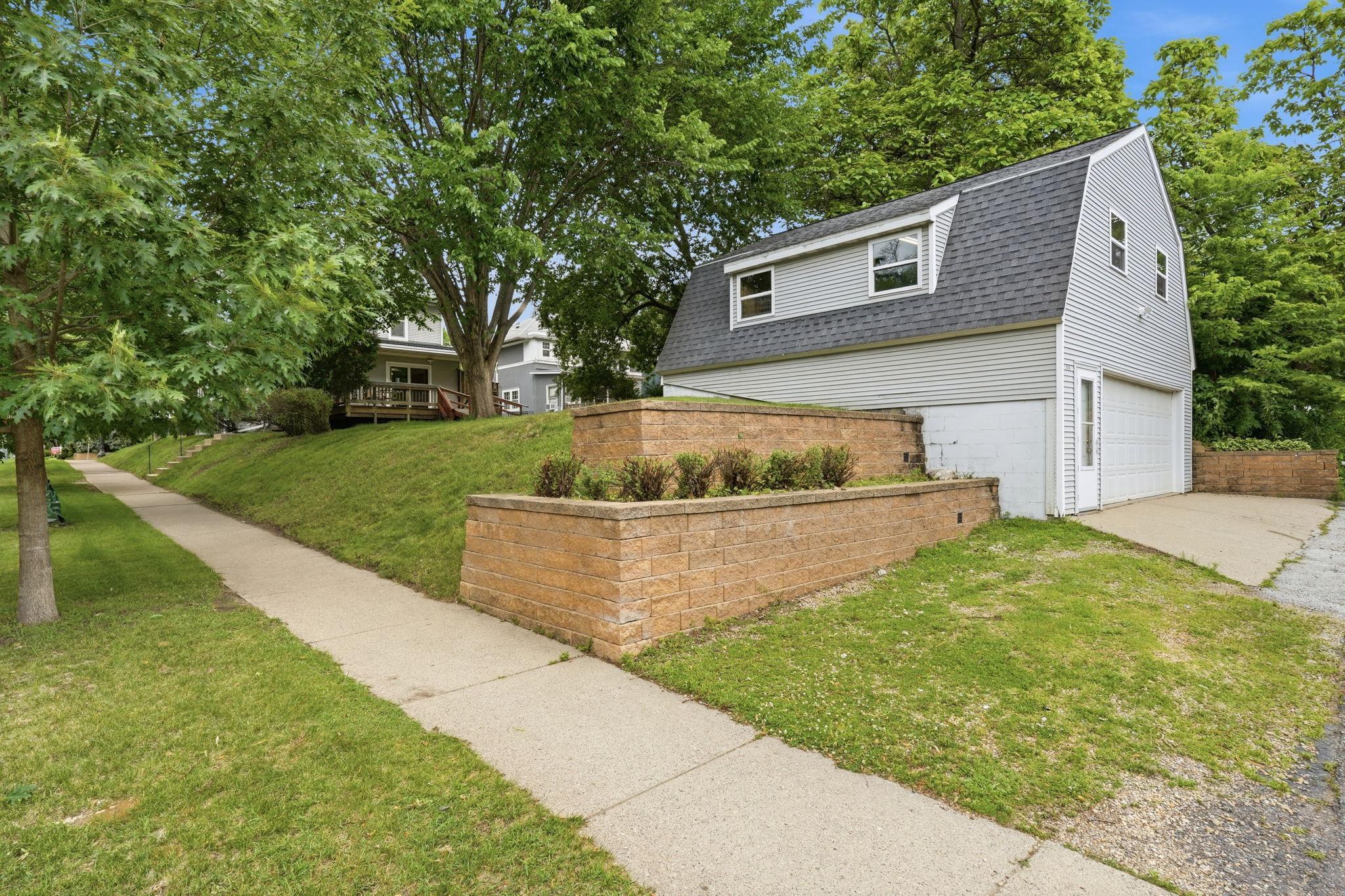 2016 Laurel Avenue Property Photo 27