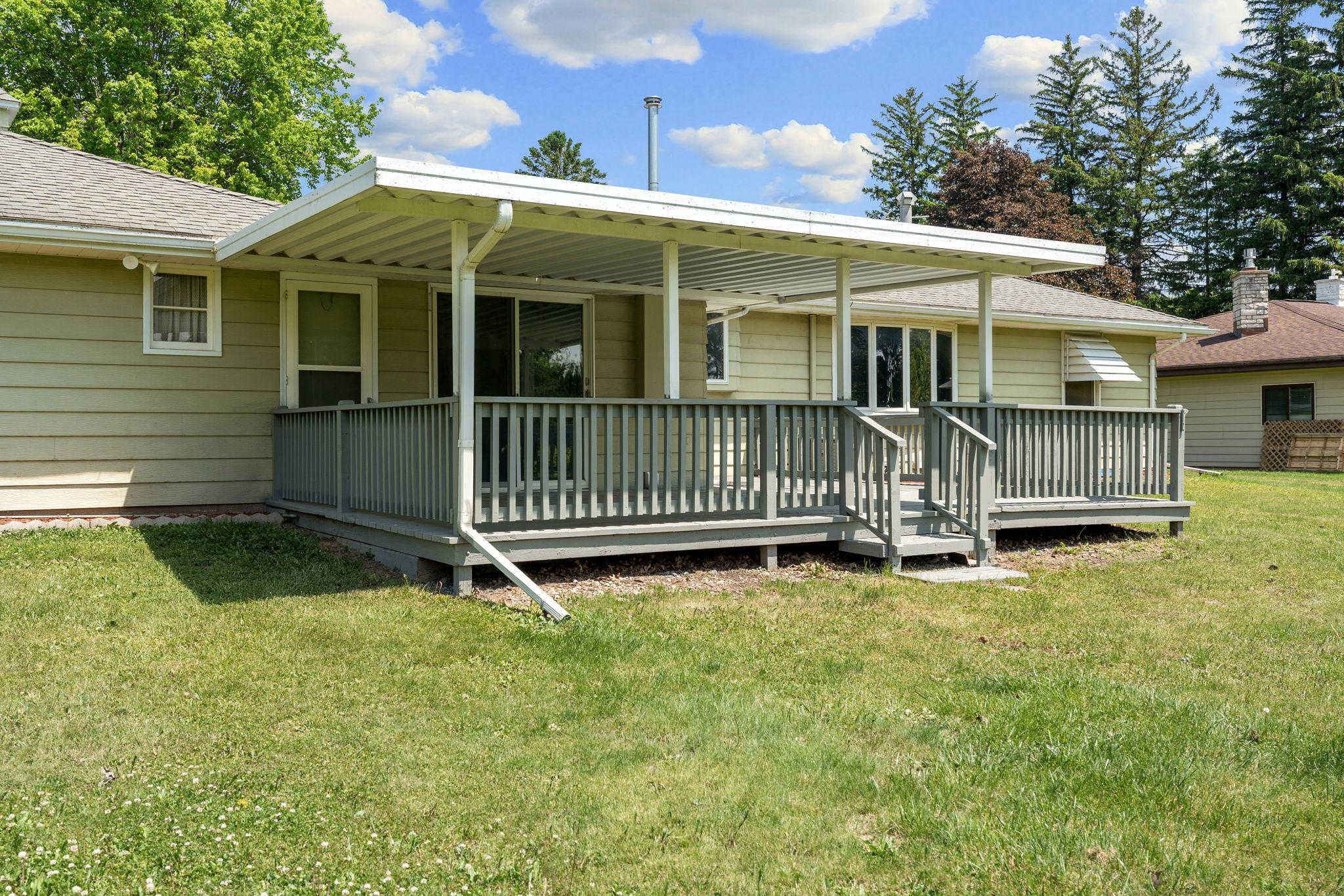 58413 220th Street Property Photo 6