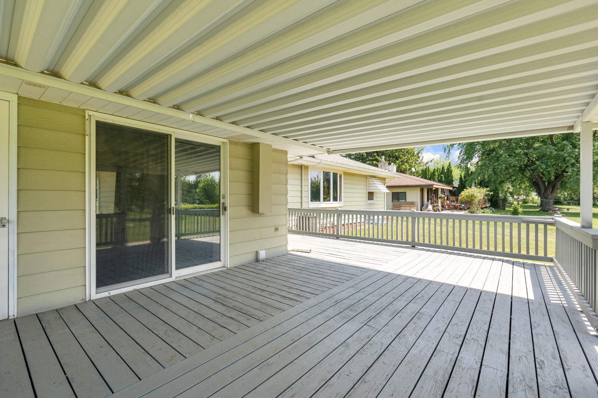 58413 220th Street Property Photo 8
