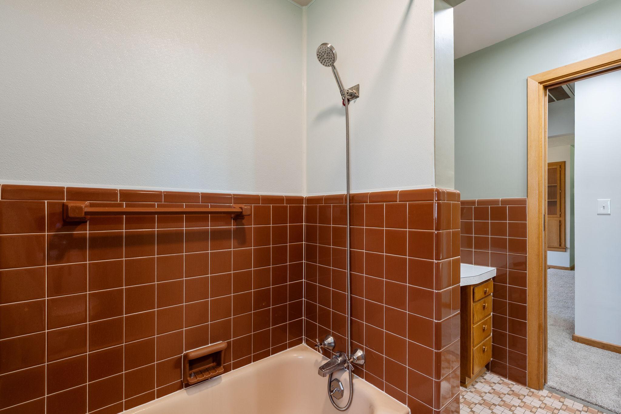 58413 220th Street Property Photo 25