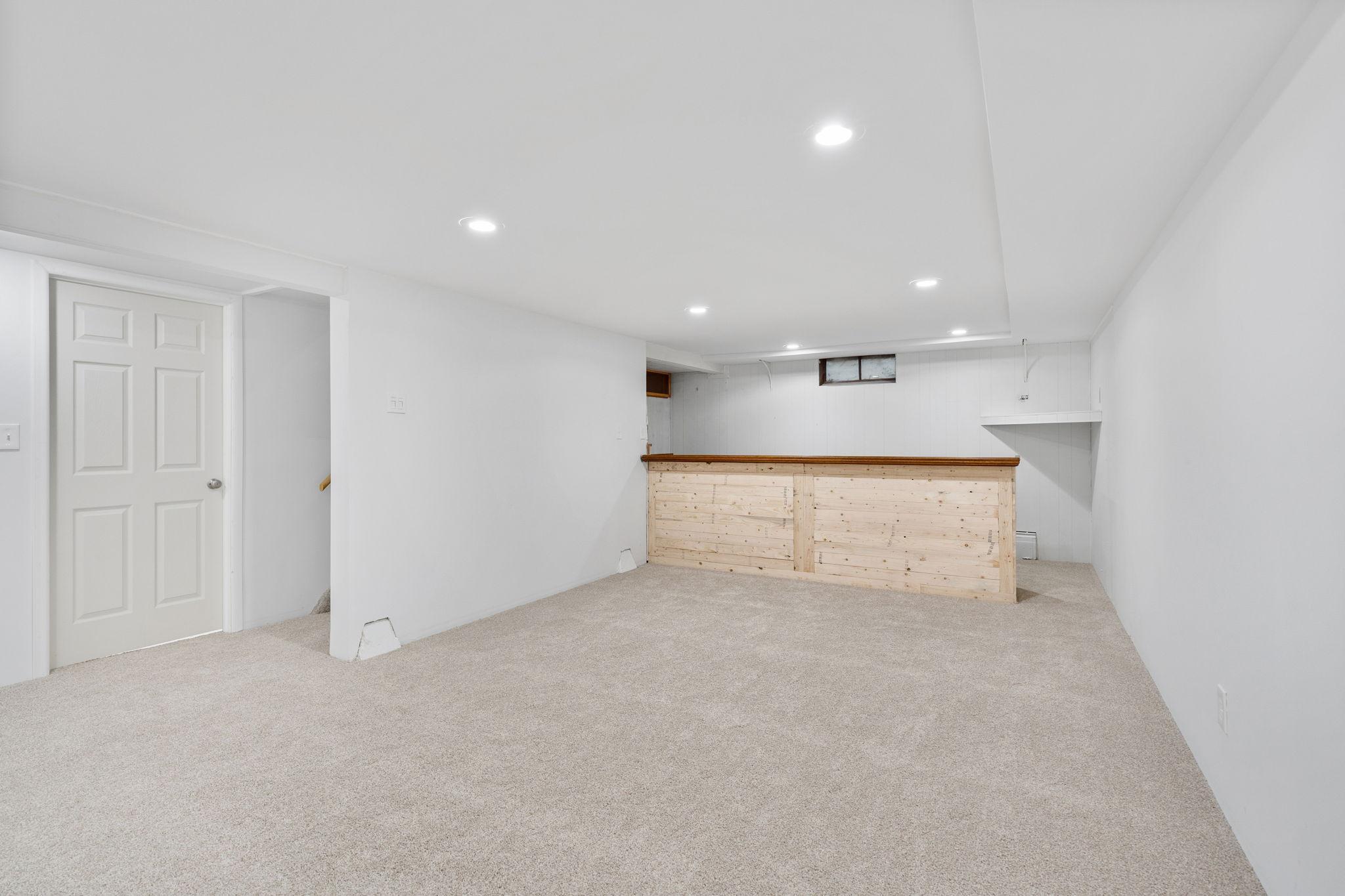 58413 220th Street Property Photo 28