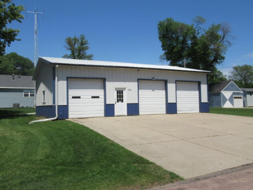 129 S Summit Avenue Property Photo 1