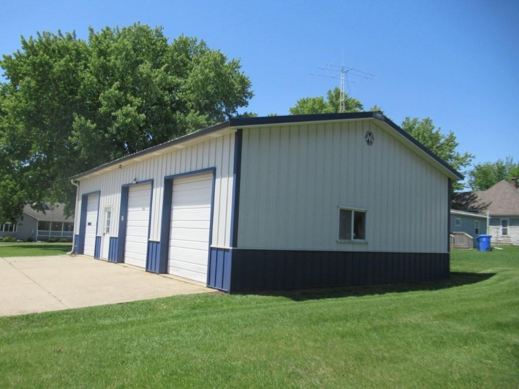 129 S Summit Avenue Property Photo 4