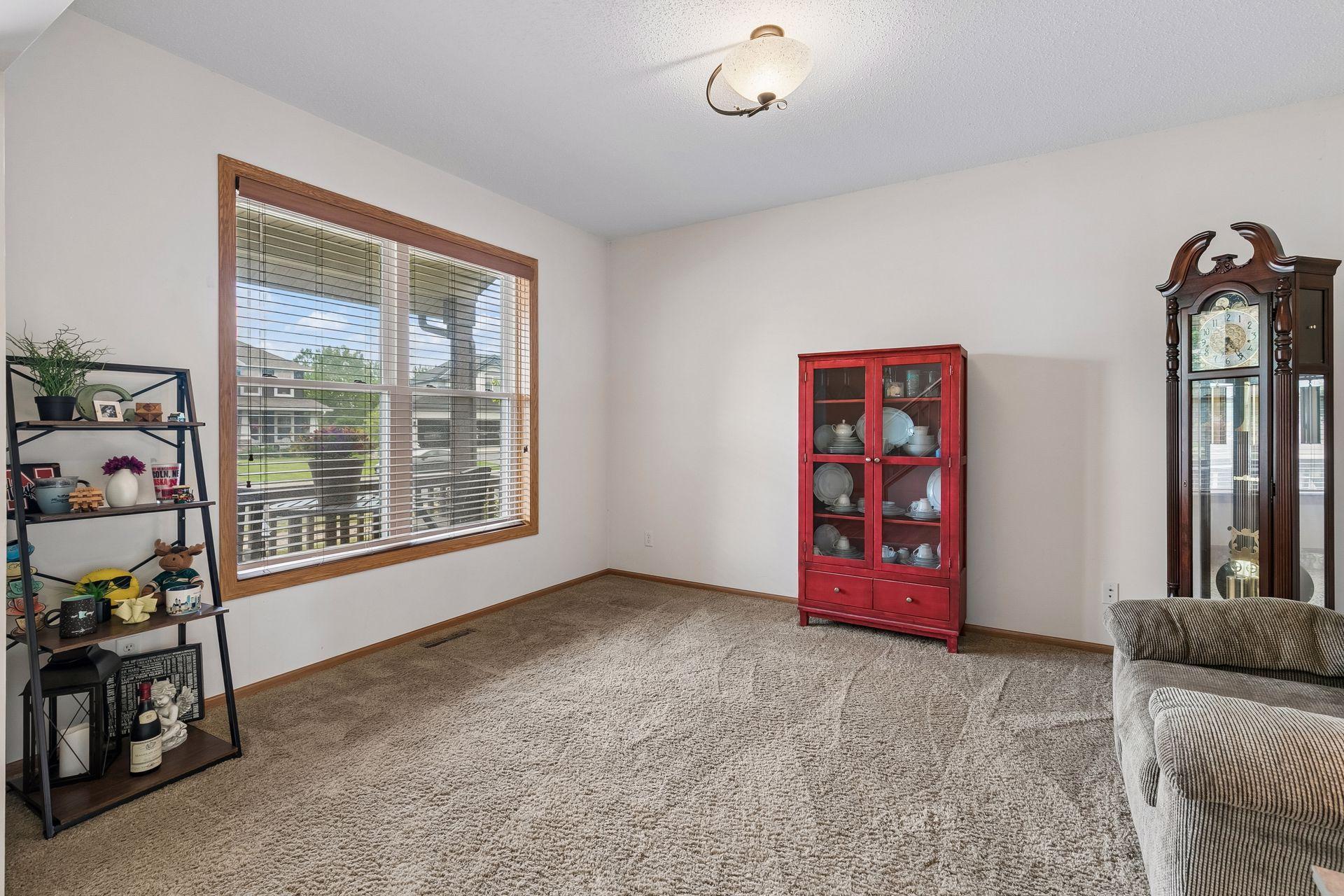 18618 Dunbury Avenue Property Photo 8
