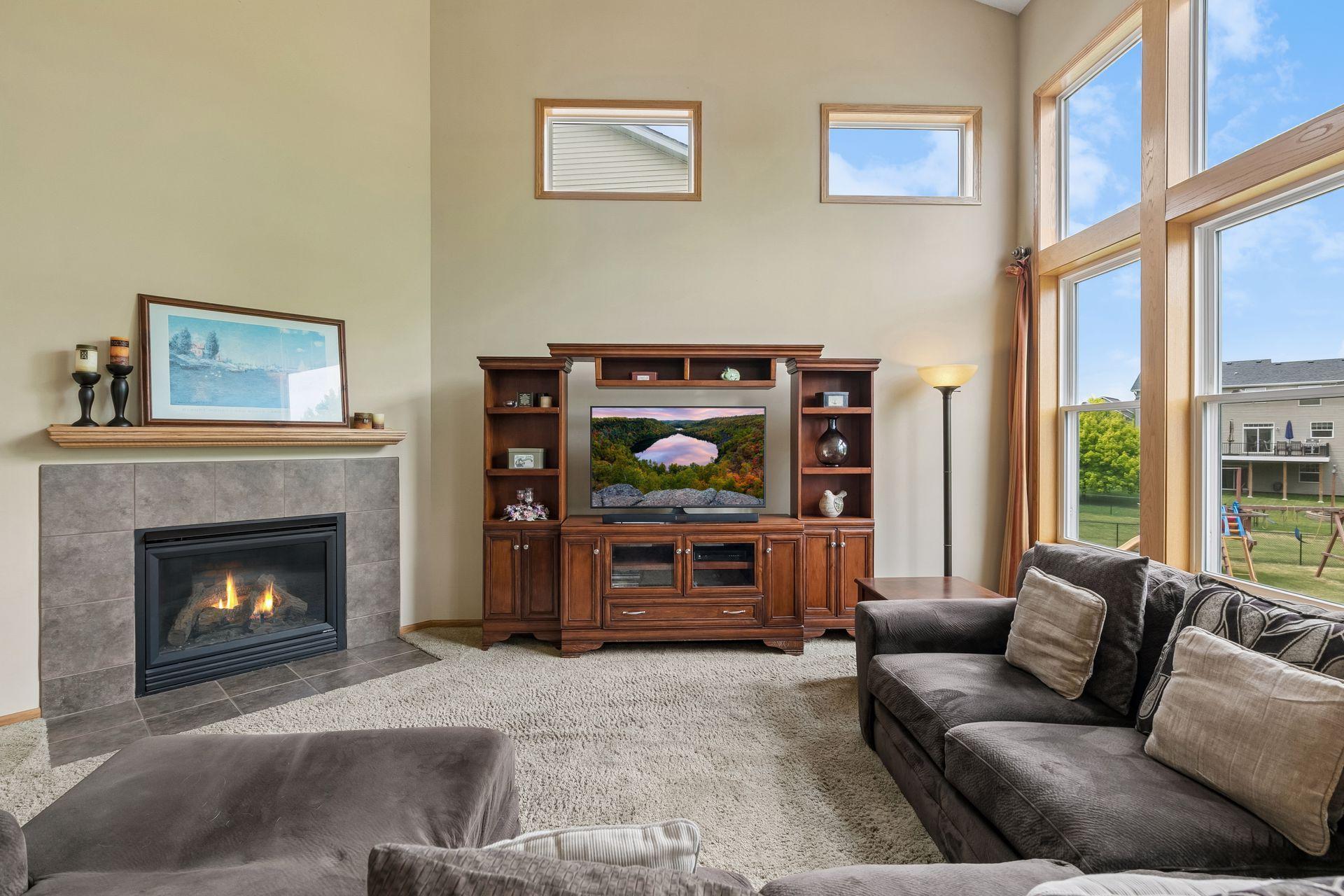 18618 Dunbury Avenue Property Photo 12