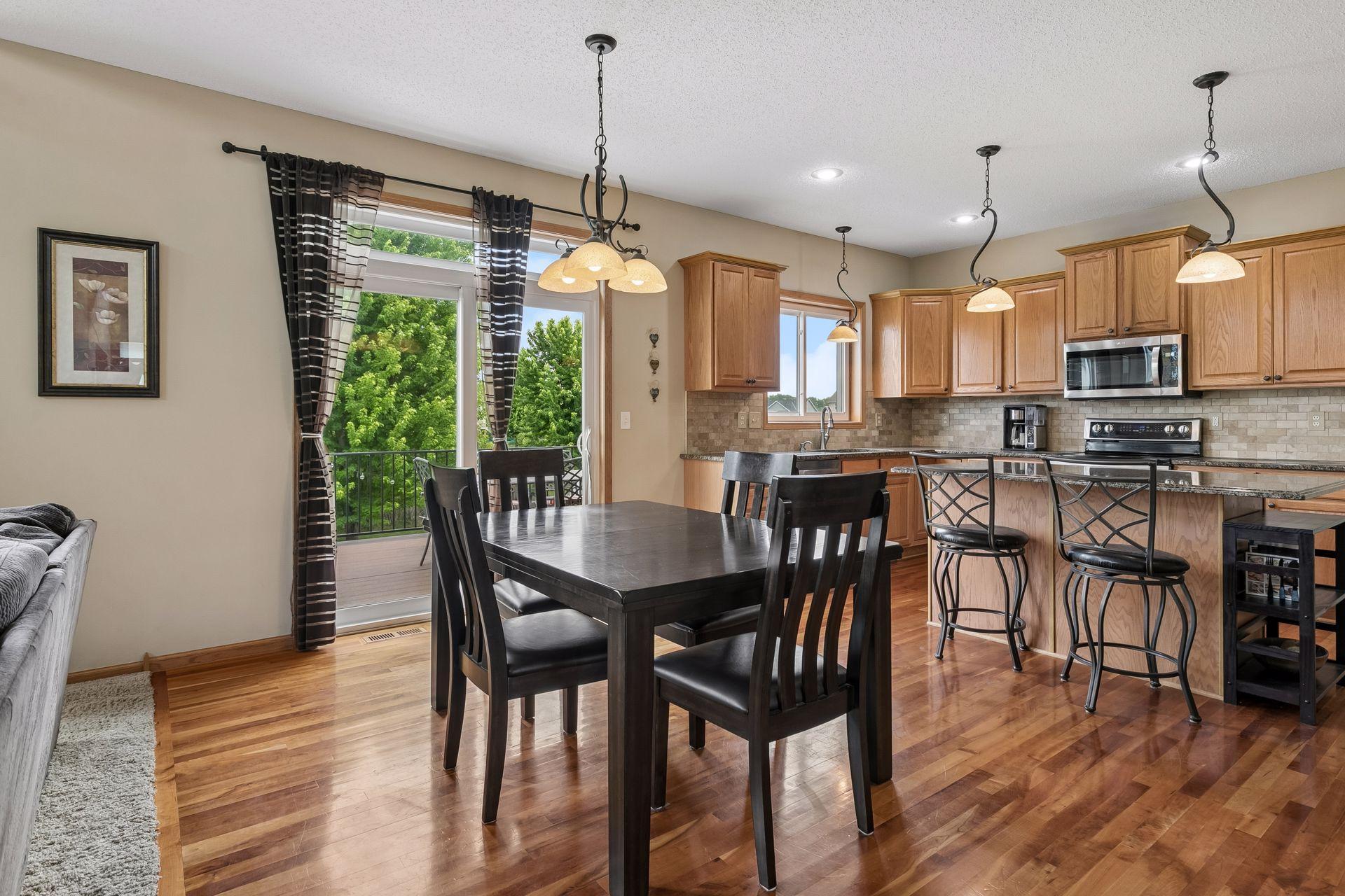 18618 Dunbury Avenue Property Photo 15