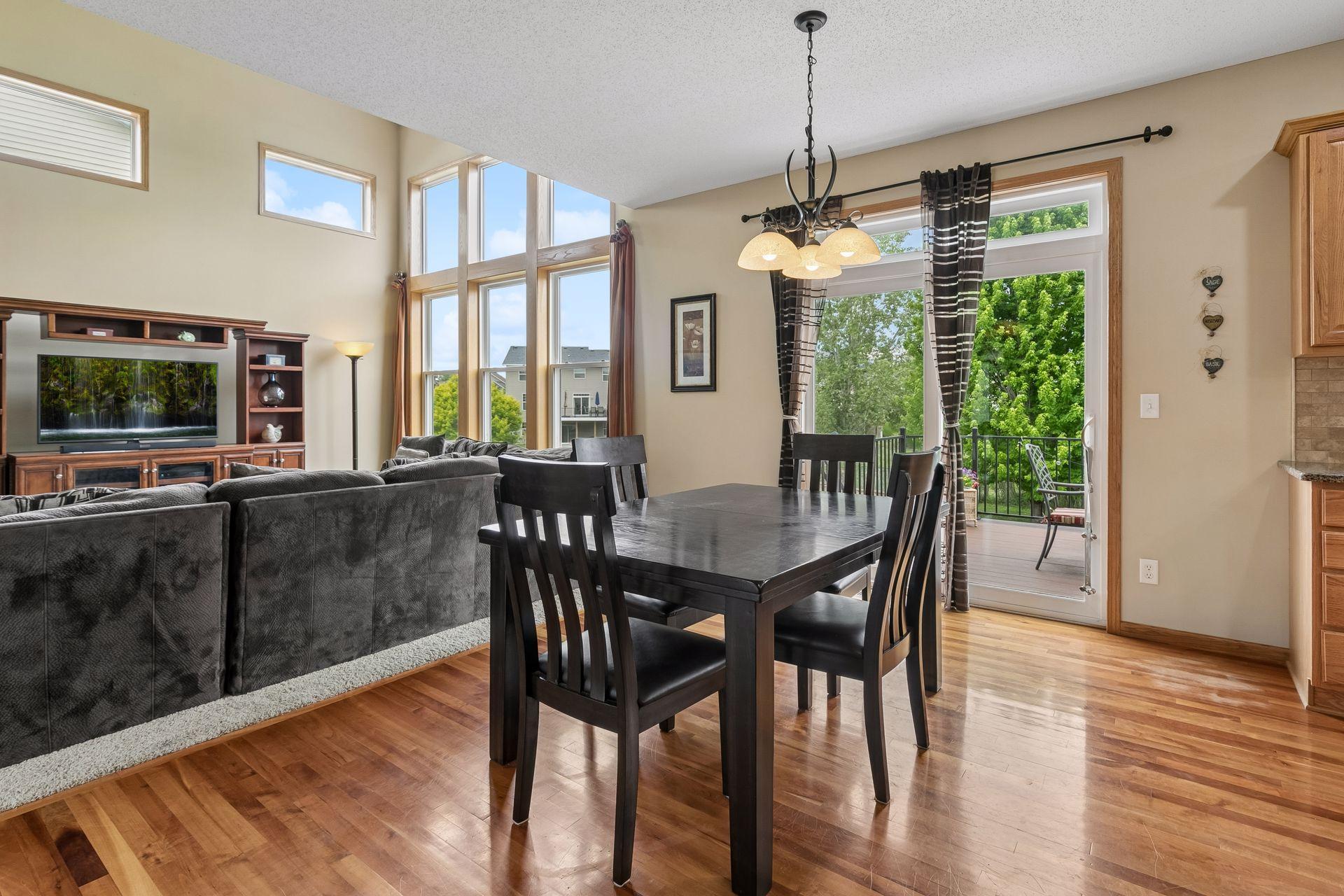 18618 Dunbury Avenue Property Photo 16