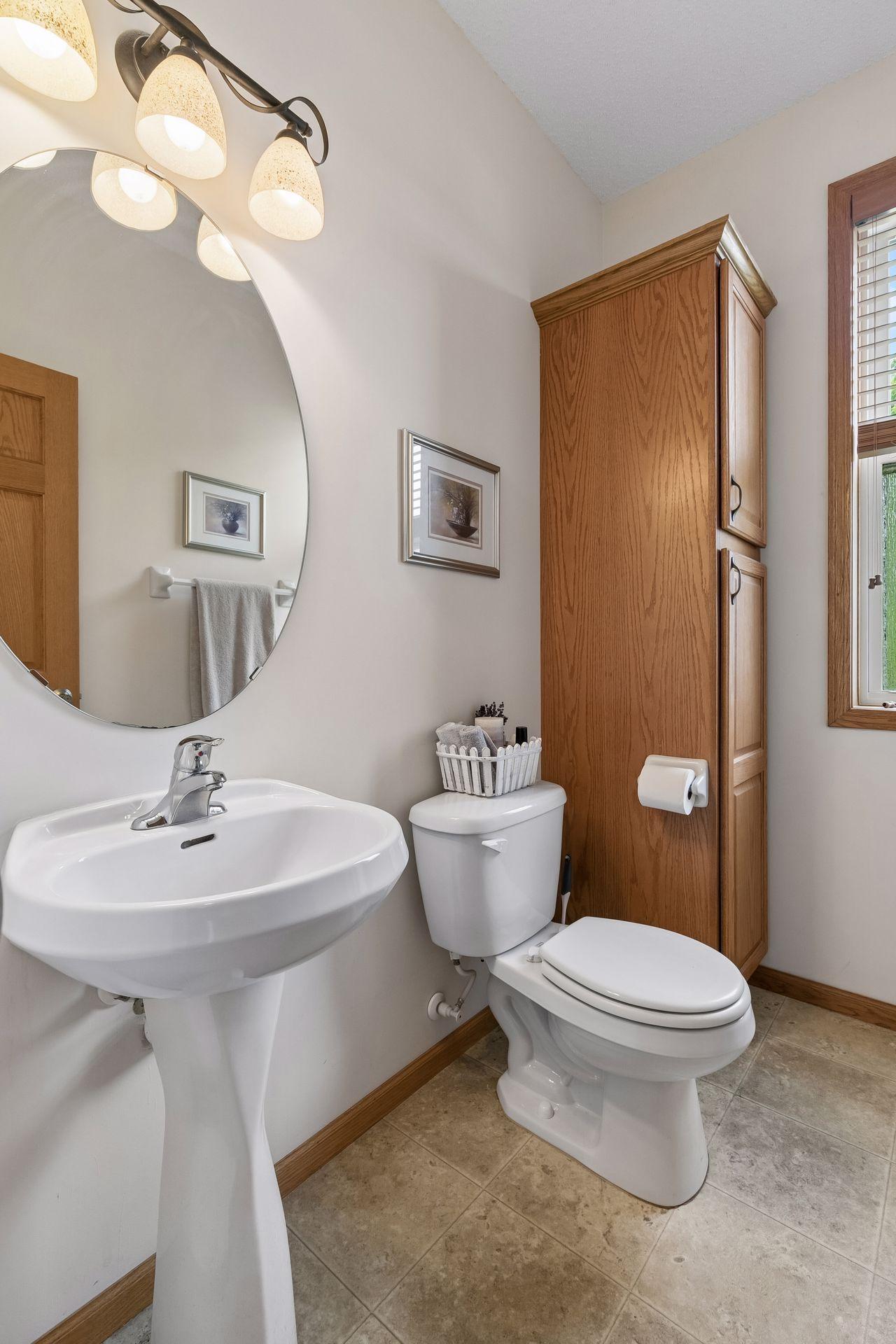 18618 Dunbury Avenue Property Photo 24
