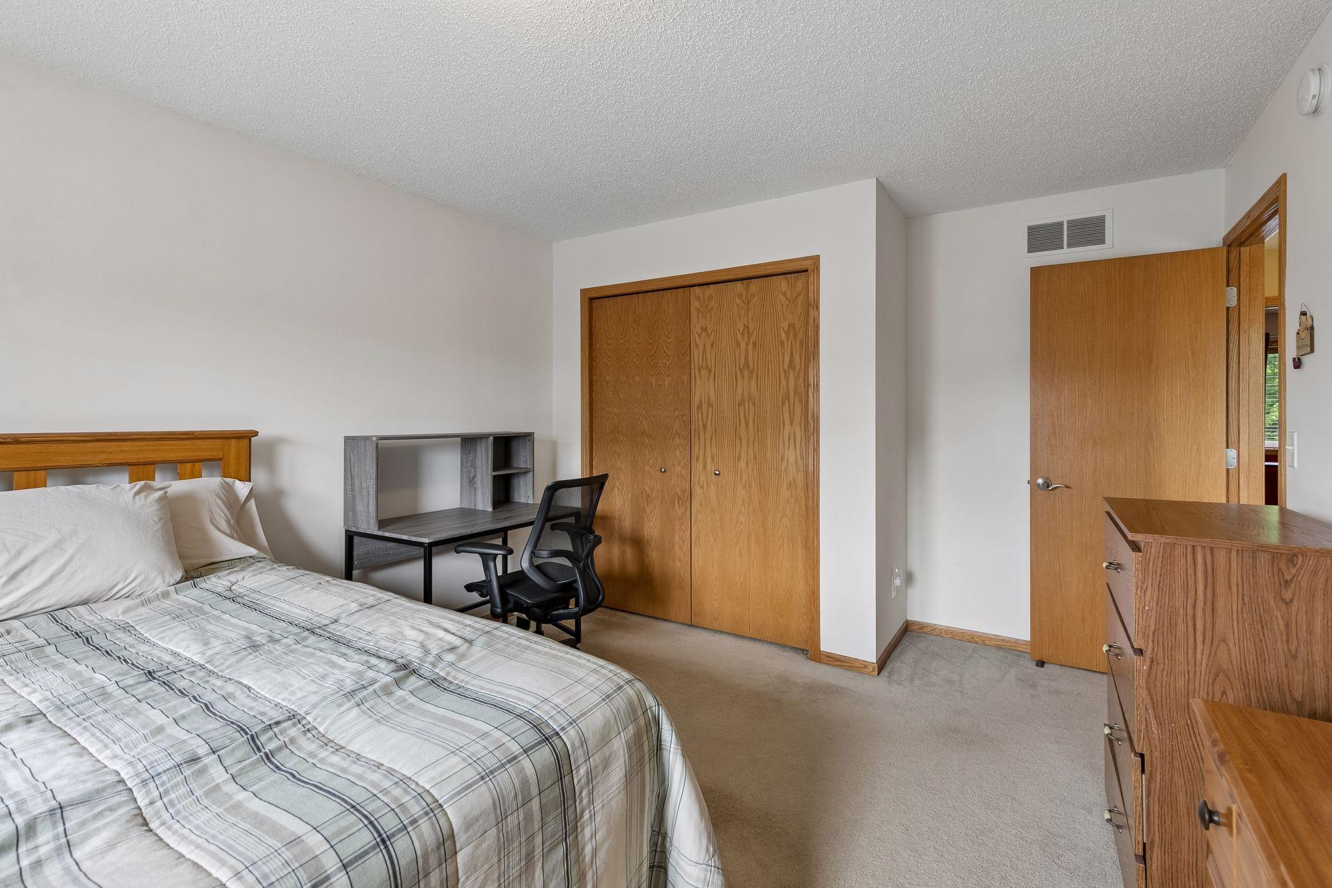 18618 Dunbury Avenue Property Photo 27