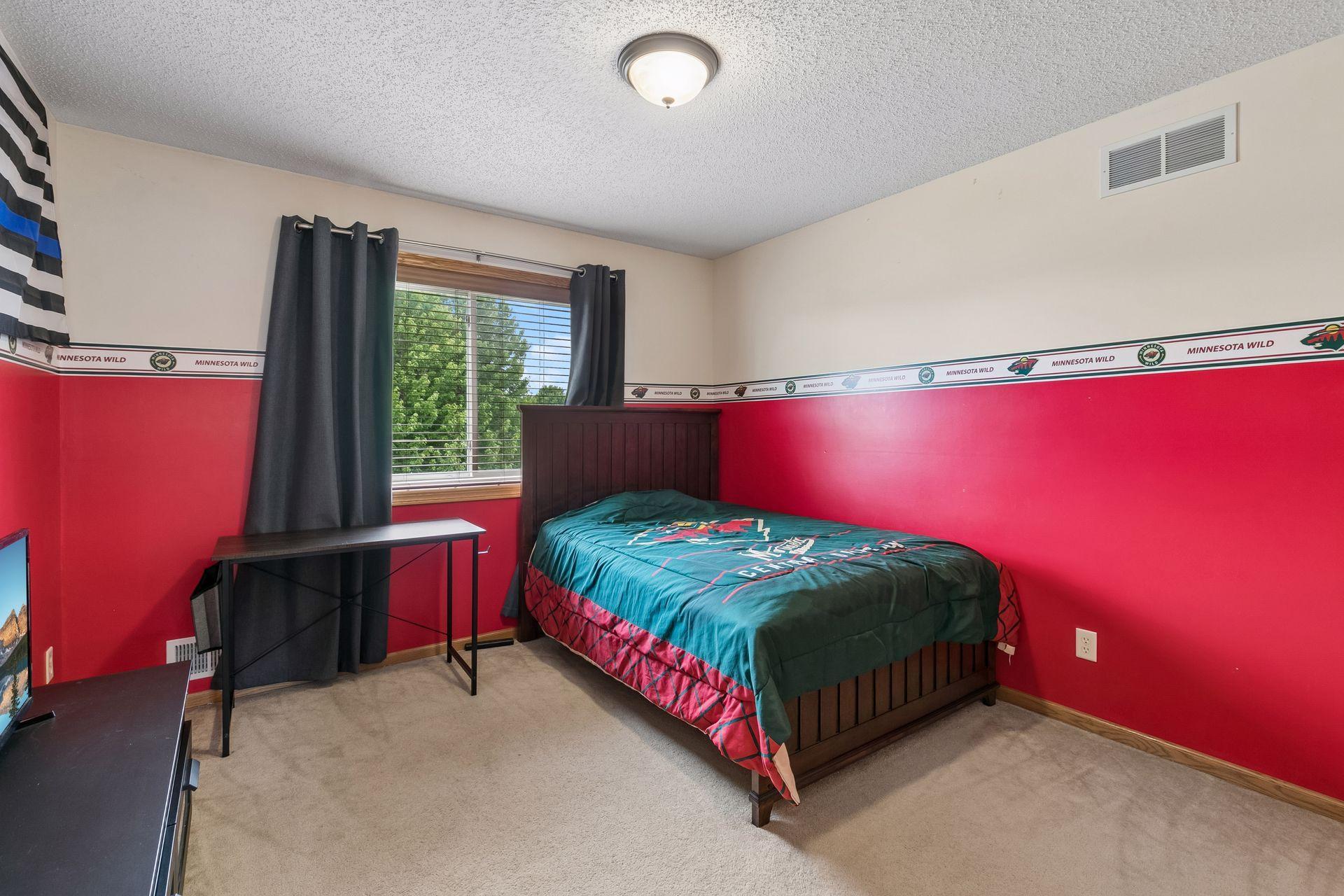 18618 Dunbury Avenue Property Photo 28