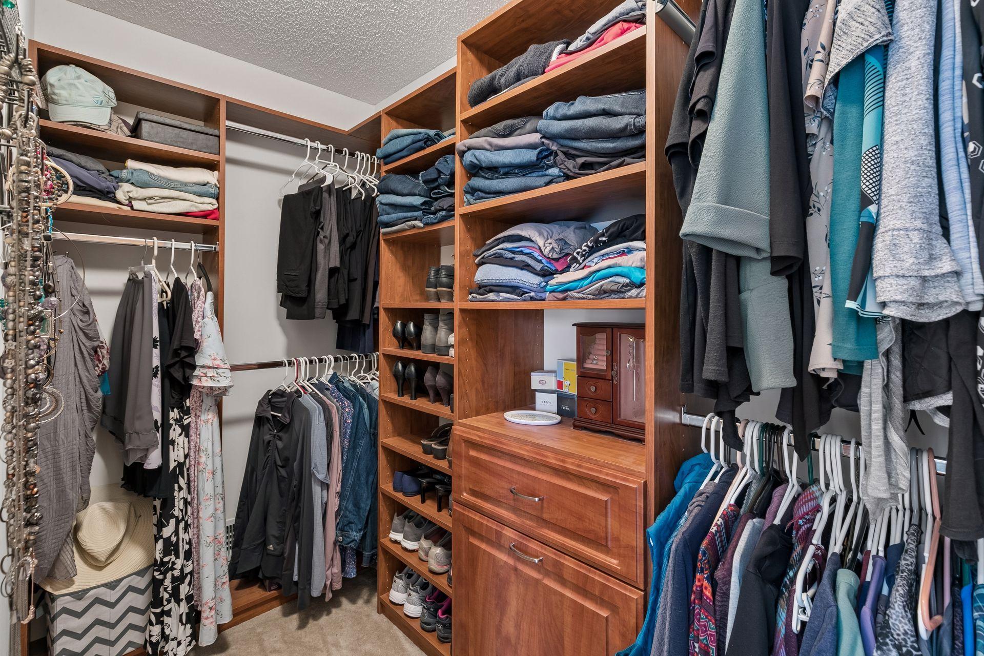 18618 Dunbury Avenue Property Photo 36