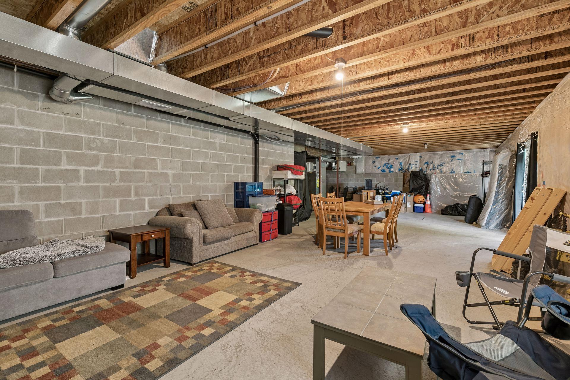 18618 Dunbury Avenue Property Photo 40