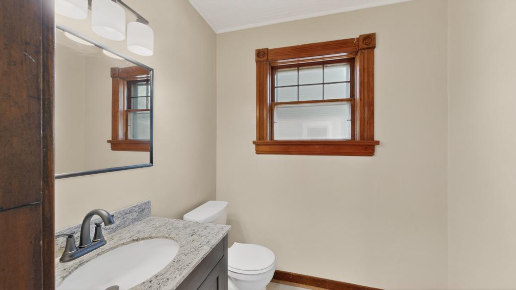 418 8th Street Property Photo 9